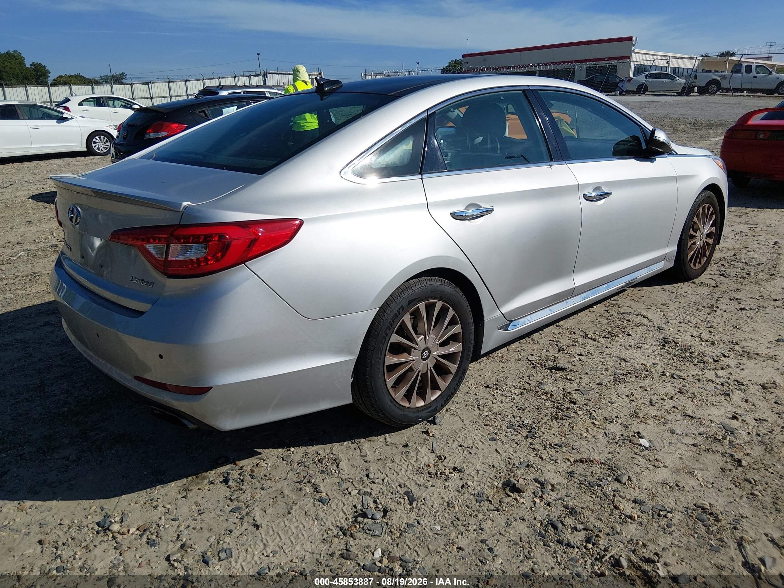 2015 Hyundai Sonata Limited Серебряный vin: 5NPE34AF4FH024062