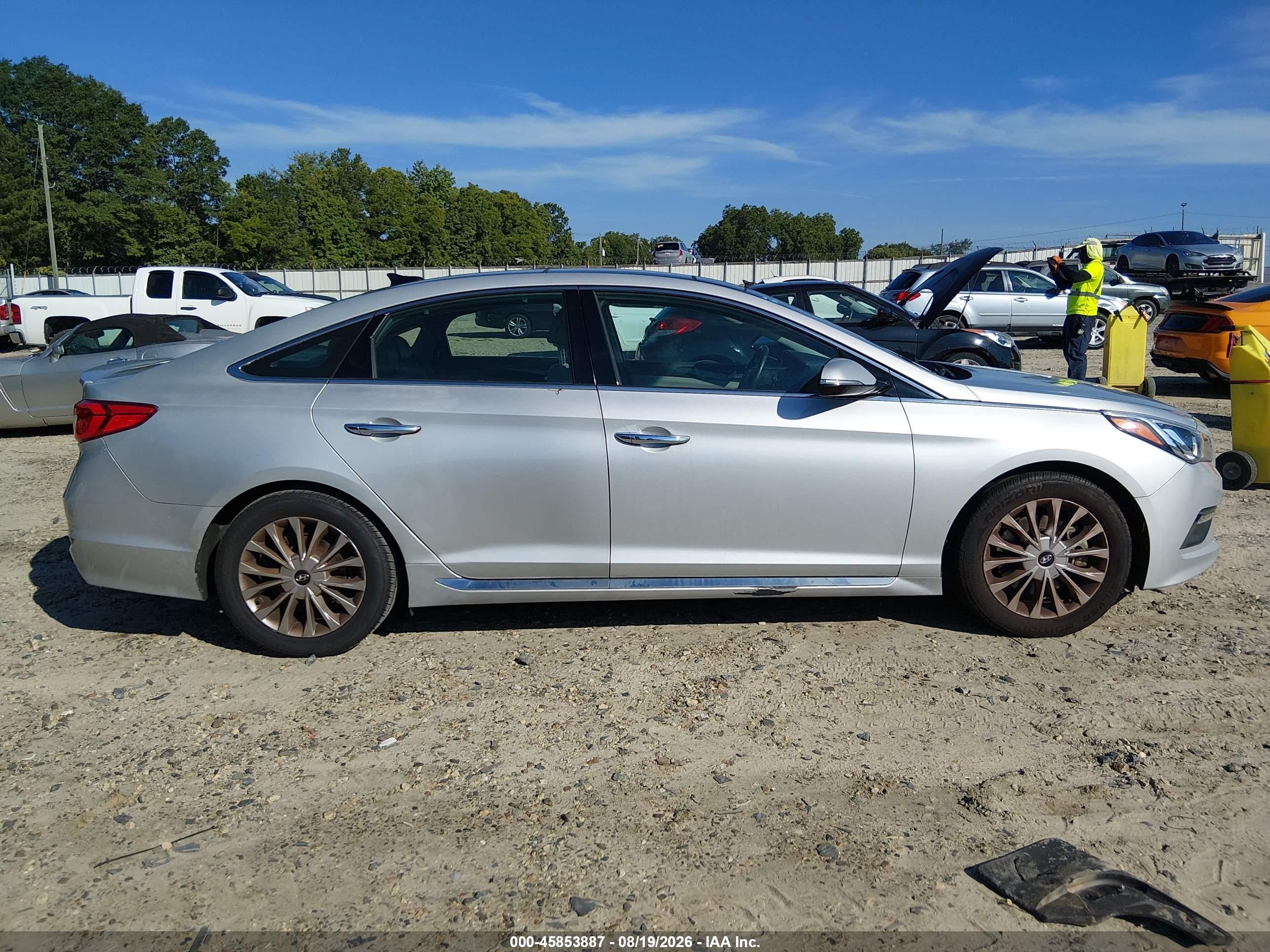 2015 Hyundai Sonata Limited Серебряный vin: 5NPE34AF4FH024062