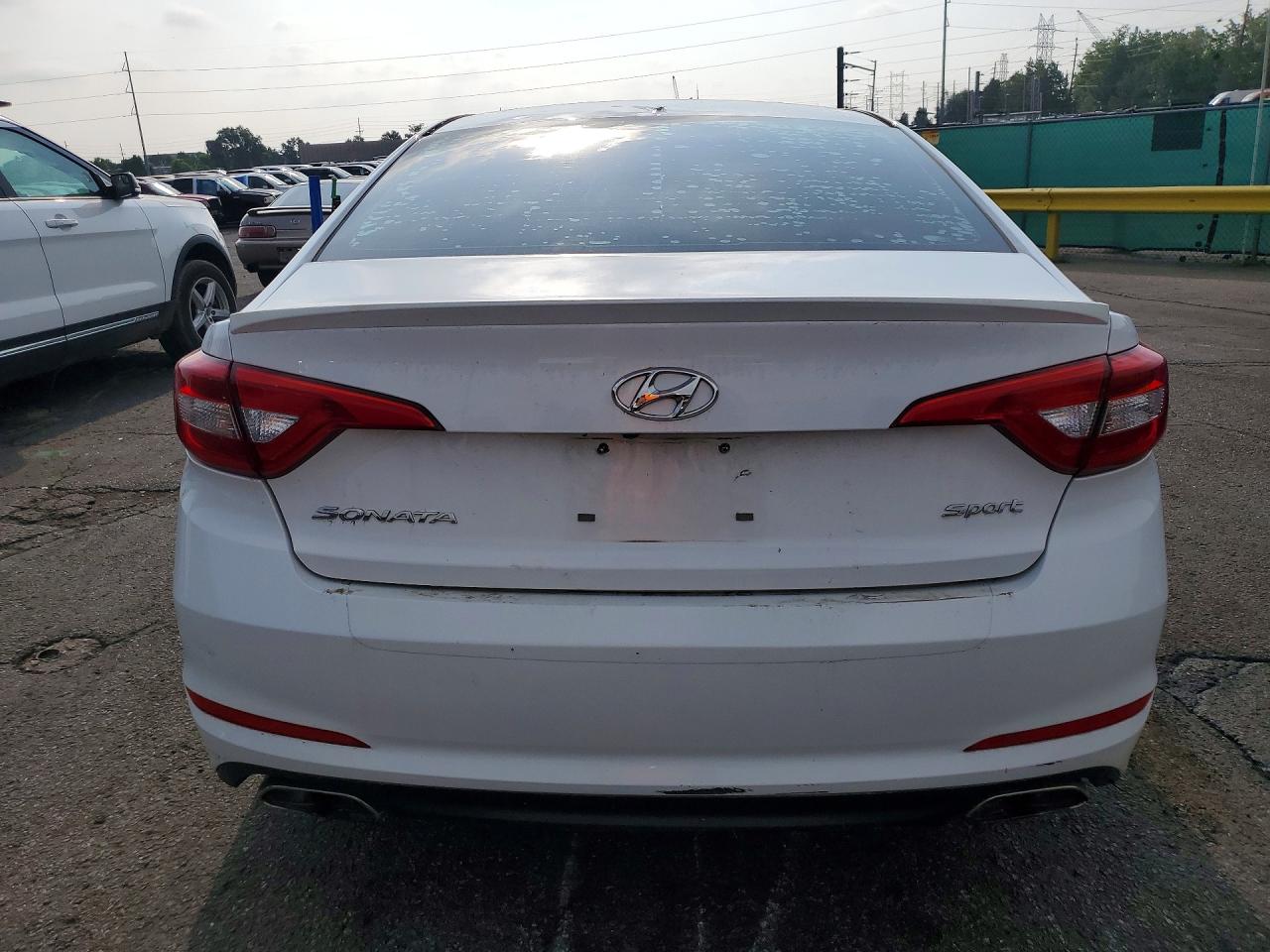 2015 Hyundai Sonata Sport White vin: 5NPE34AF4FH027611