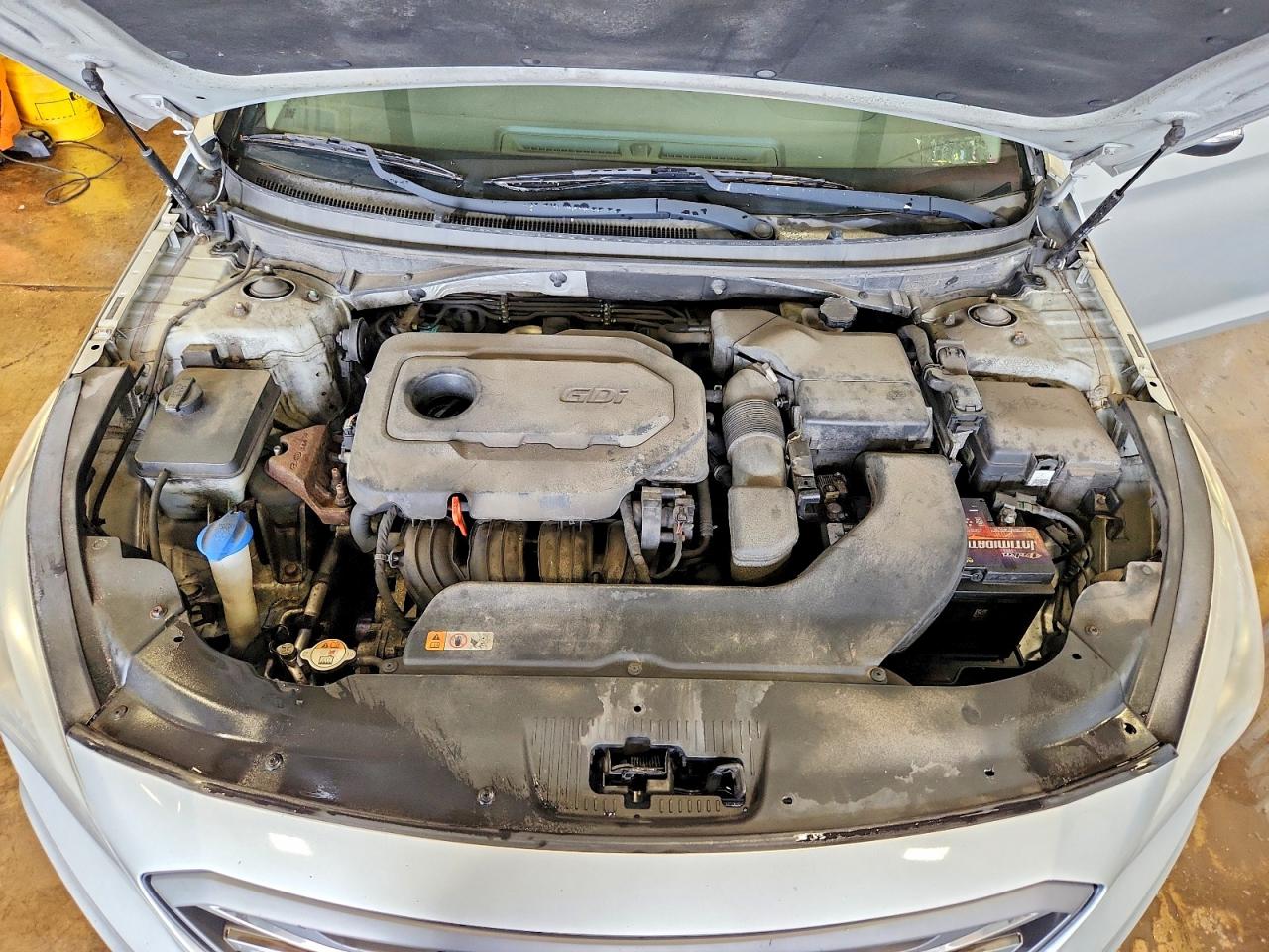 2015 Hyundai Sonata Sport Silver vin: 5NPE34AF4FH044232