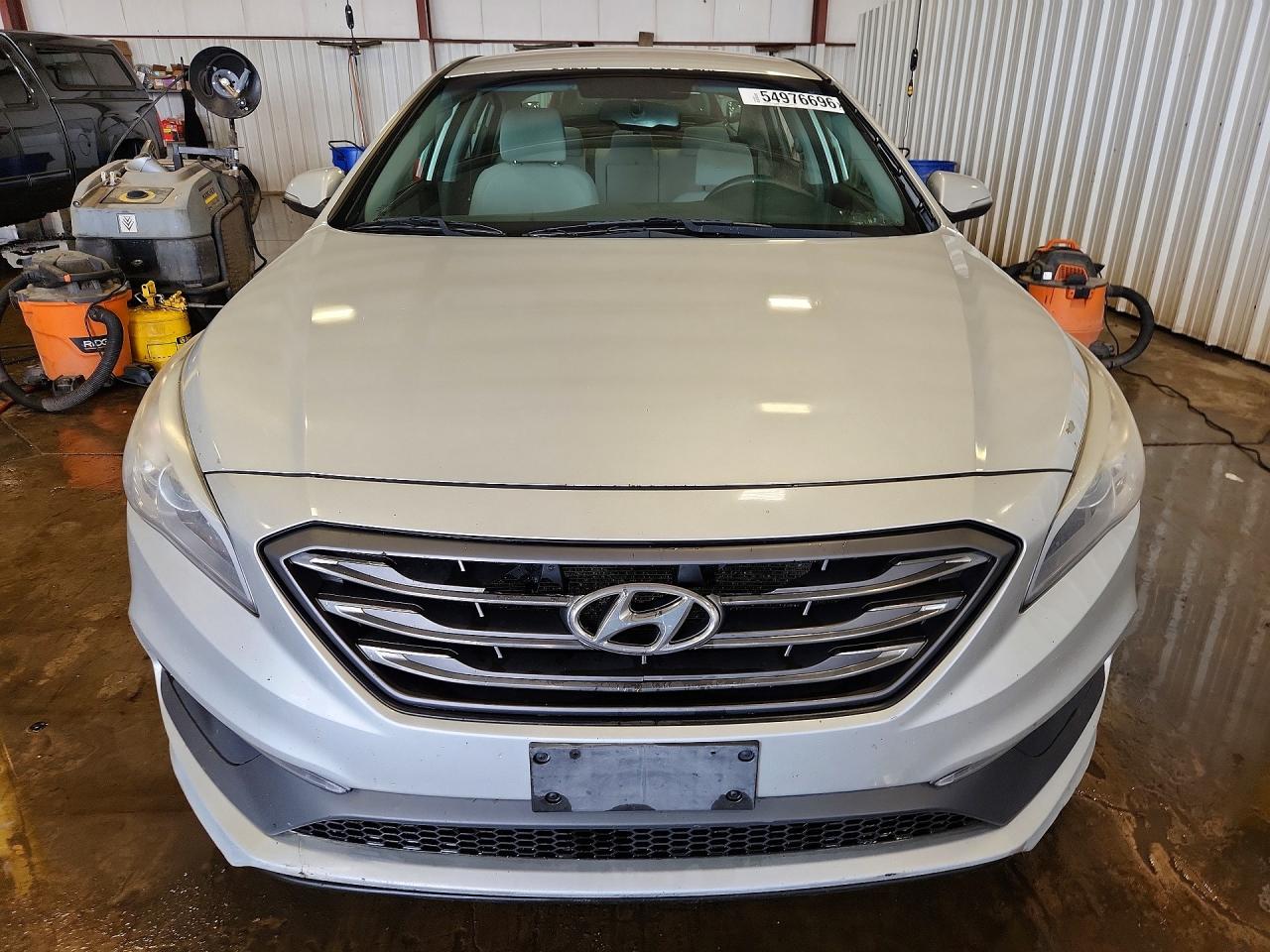 2015 Hyundai Sonata Sport Silver vin: 5NPE34AF4FH044232