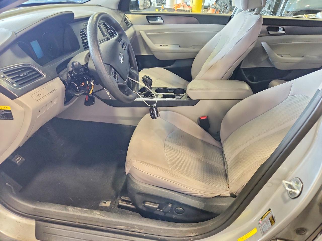 2015 Hyundai Sonata Sport Silver vin: 5NPE34AF4FH044232
