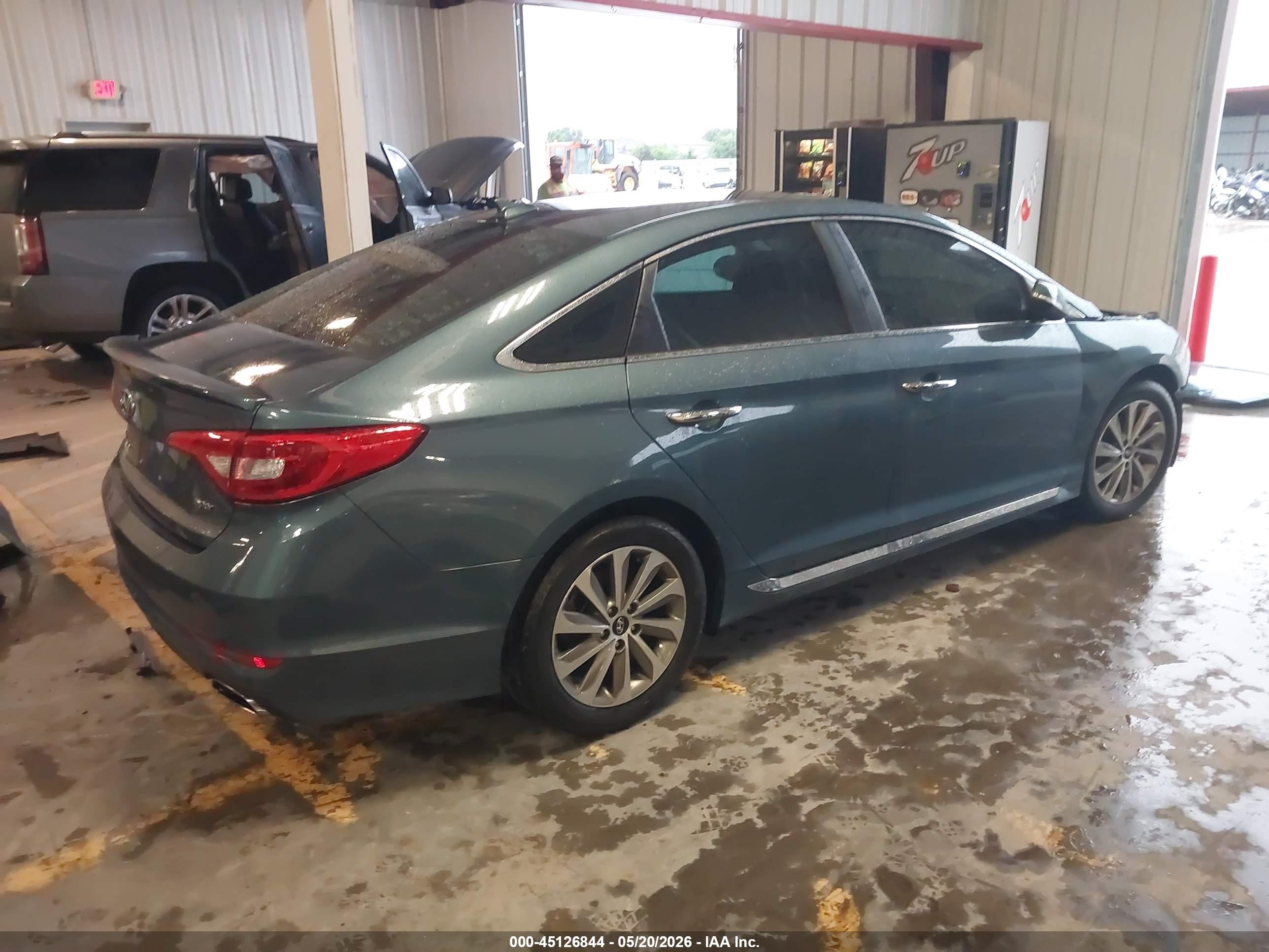 2015 Hyundai Sonata Sport Blue vin: 5NPE34AF4FH063489