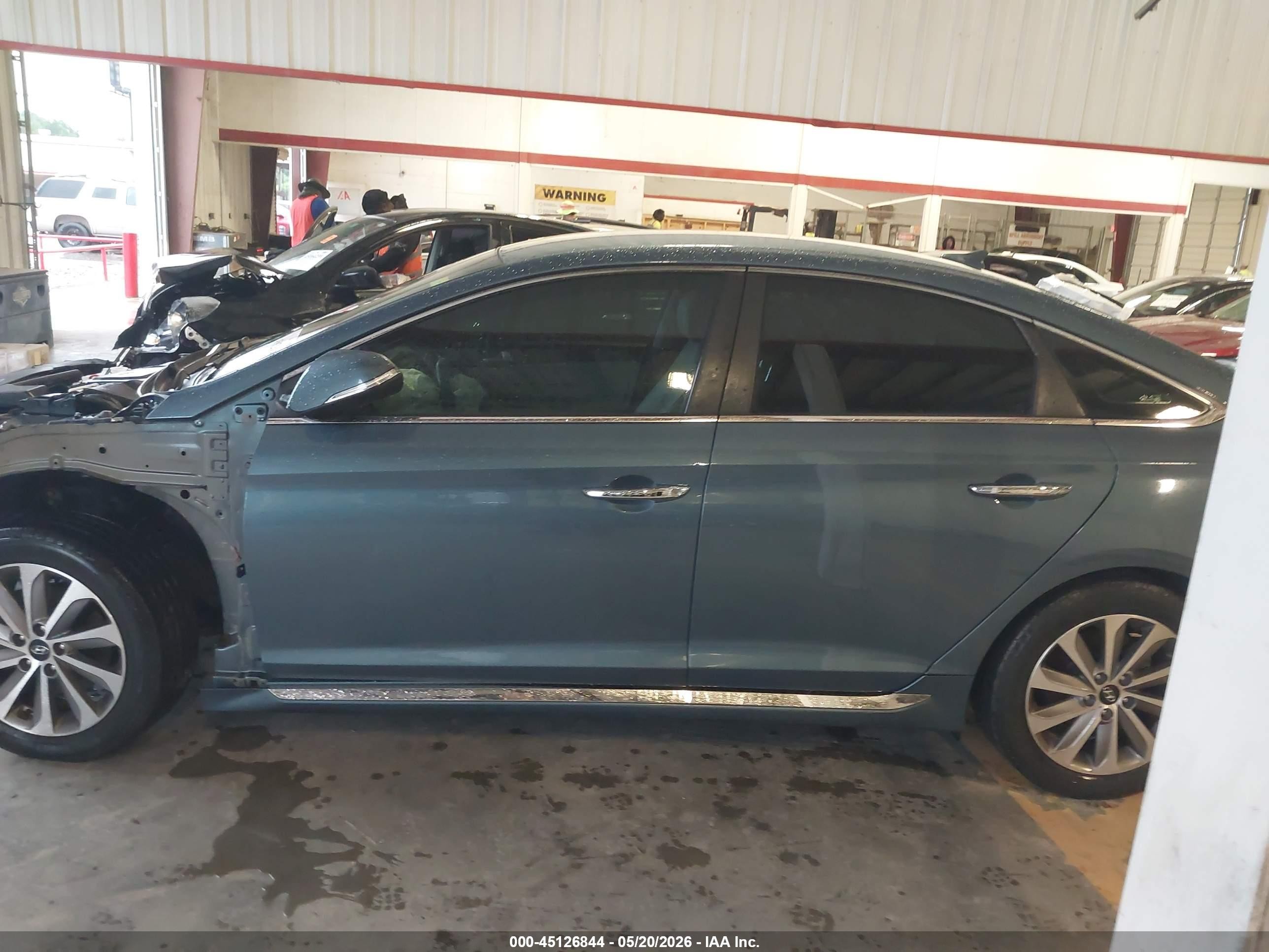 2015 Hyundai Sonata Sport Blue vin: 5NPE34AF4FH063489