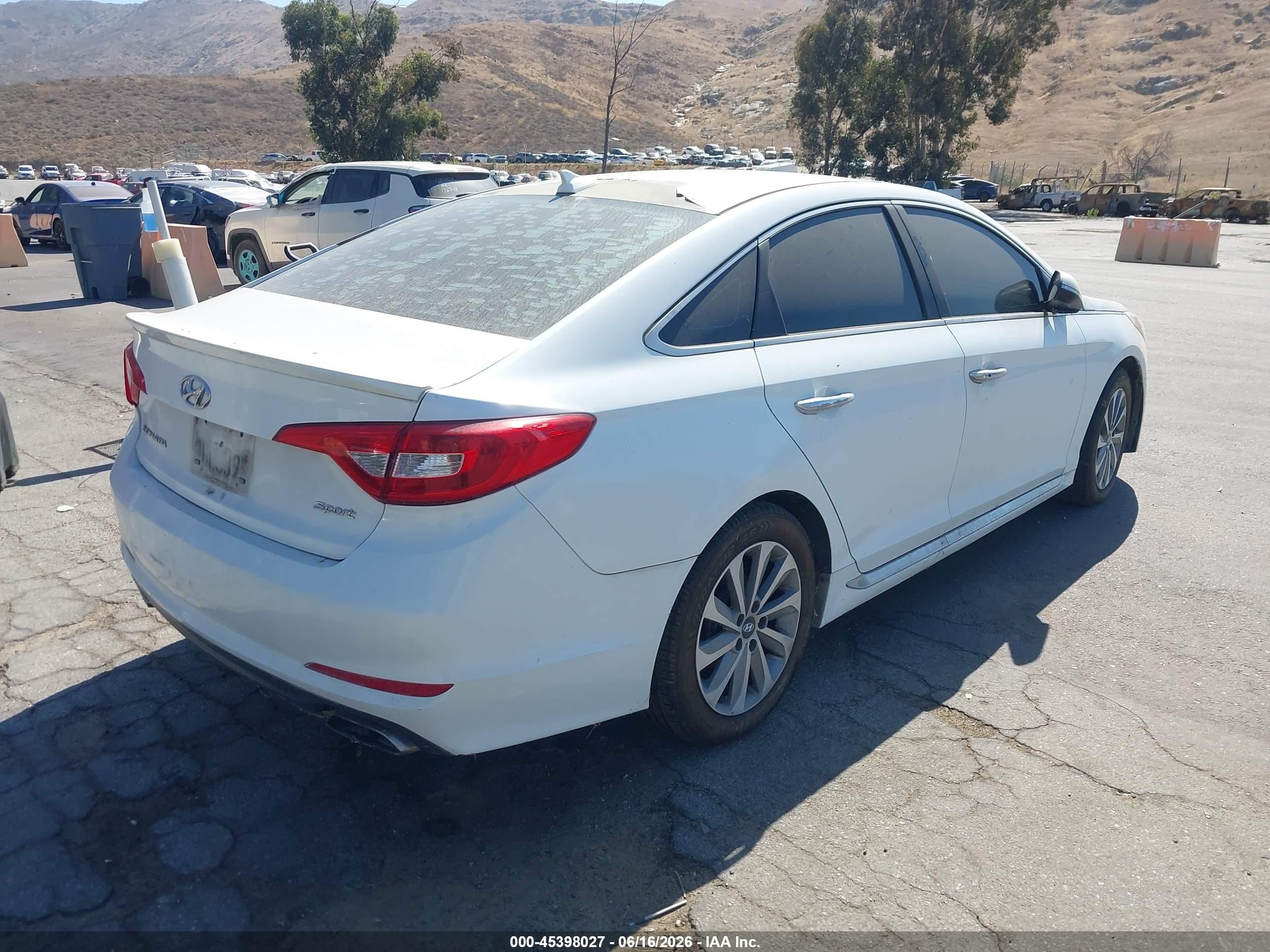 2015 Hyundai Sonata Sport White vin: 5NPE34AF4FH080762