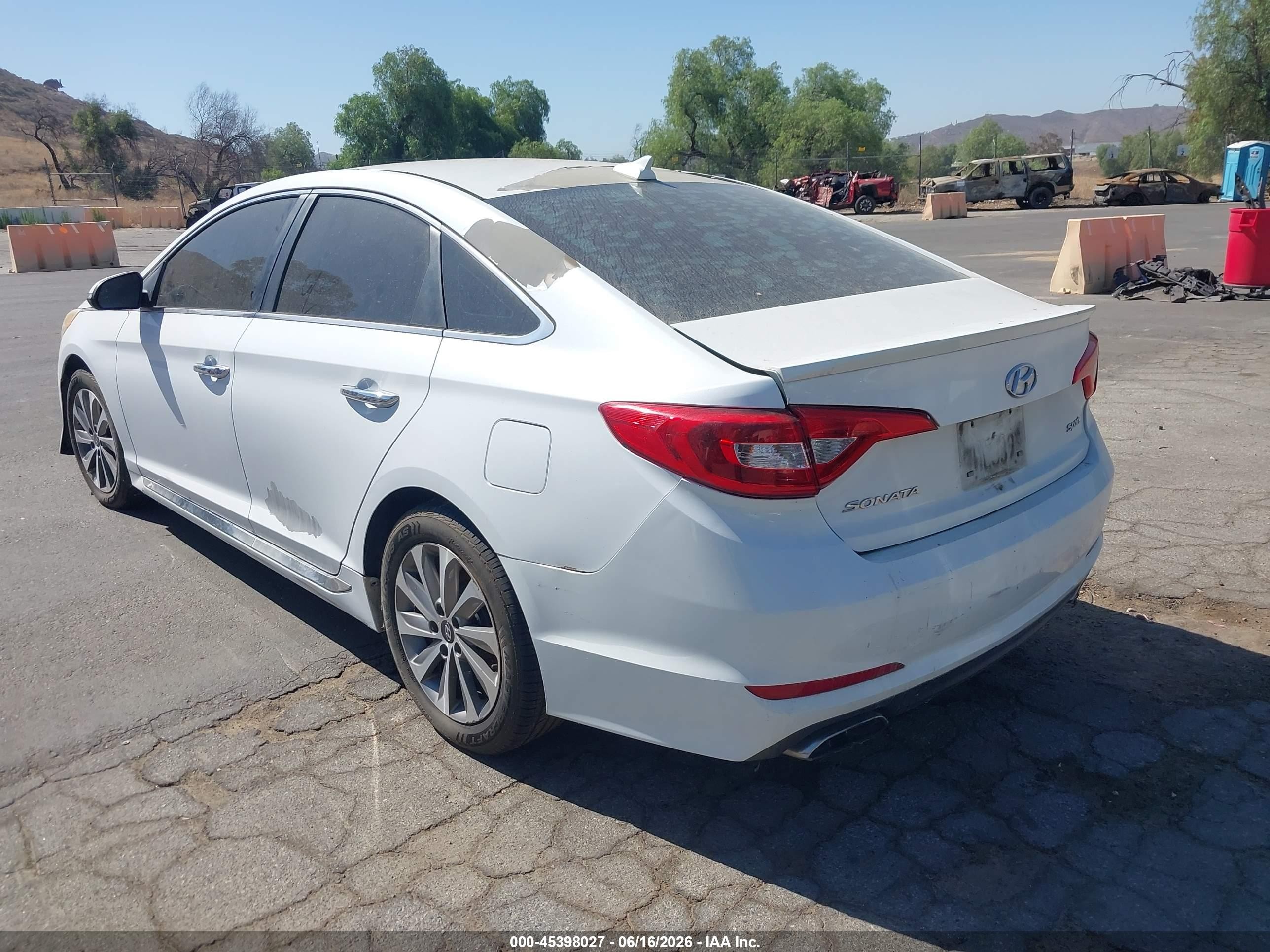 2015 Hyundai Sonata Sport White vin: 5NPE34AF4FH080762
