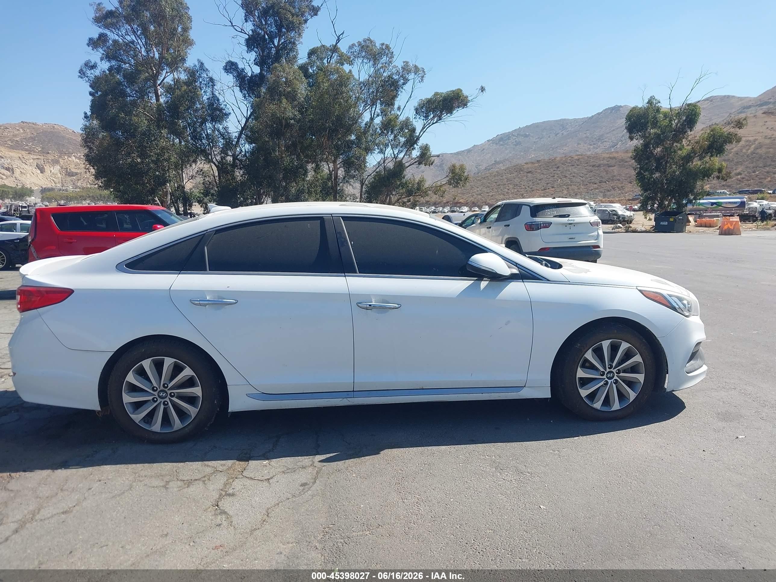 2015 Hyundai Sonata Sport White vin: 5NPE34AF4FH080762