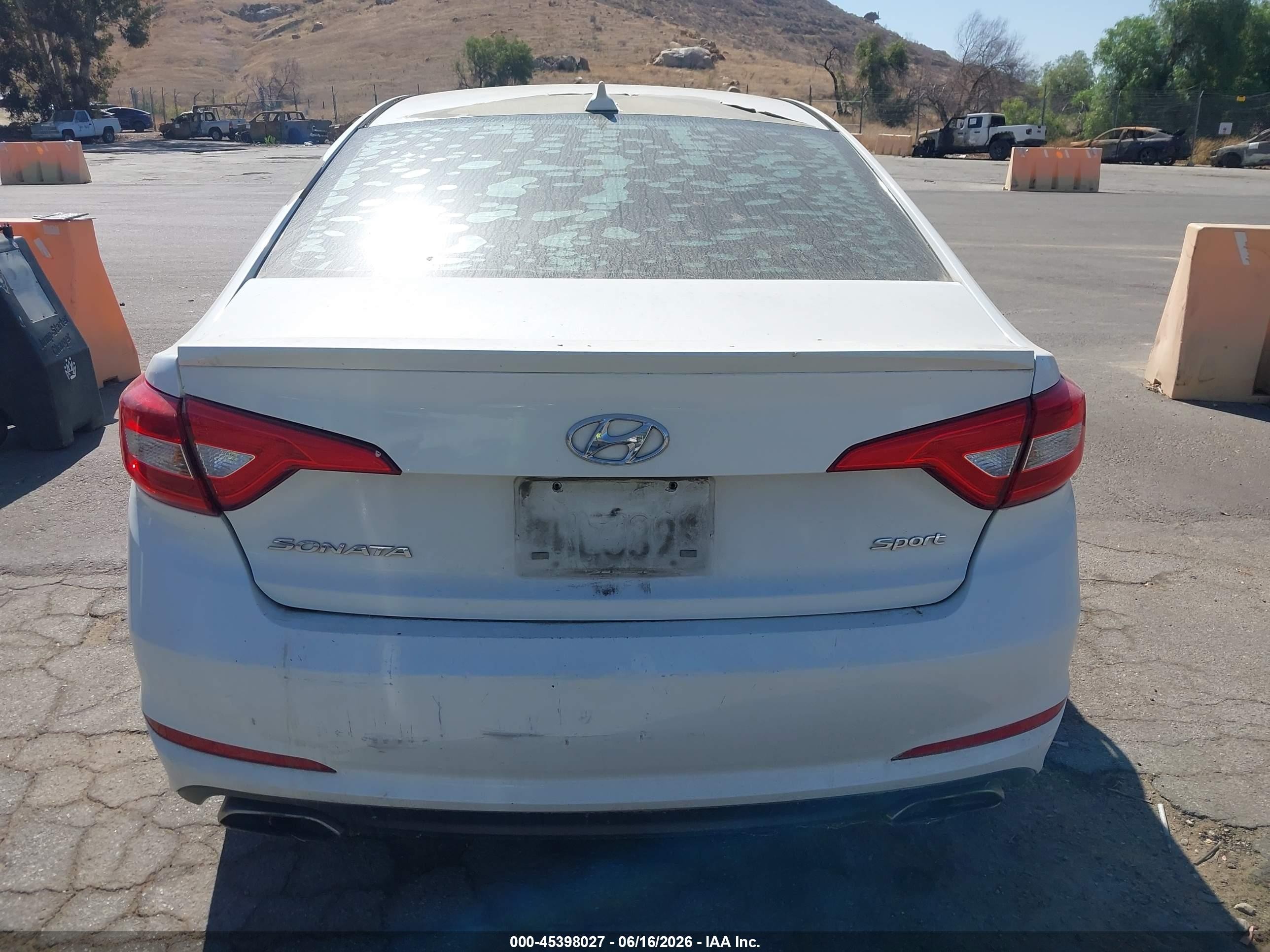 2015 Hyundai Sonata Sport White vin: 5NPE34AF4FH080762