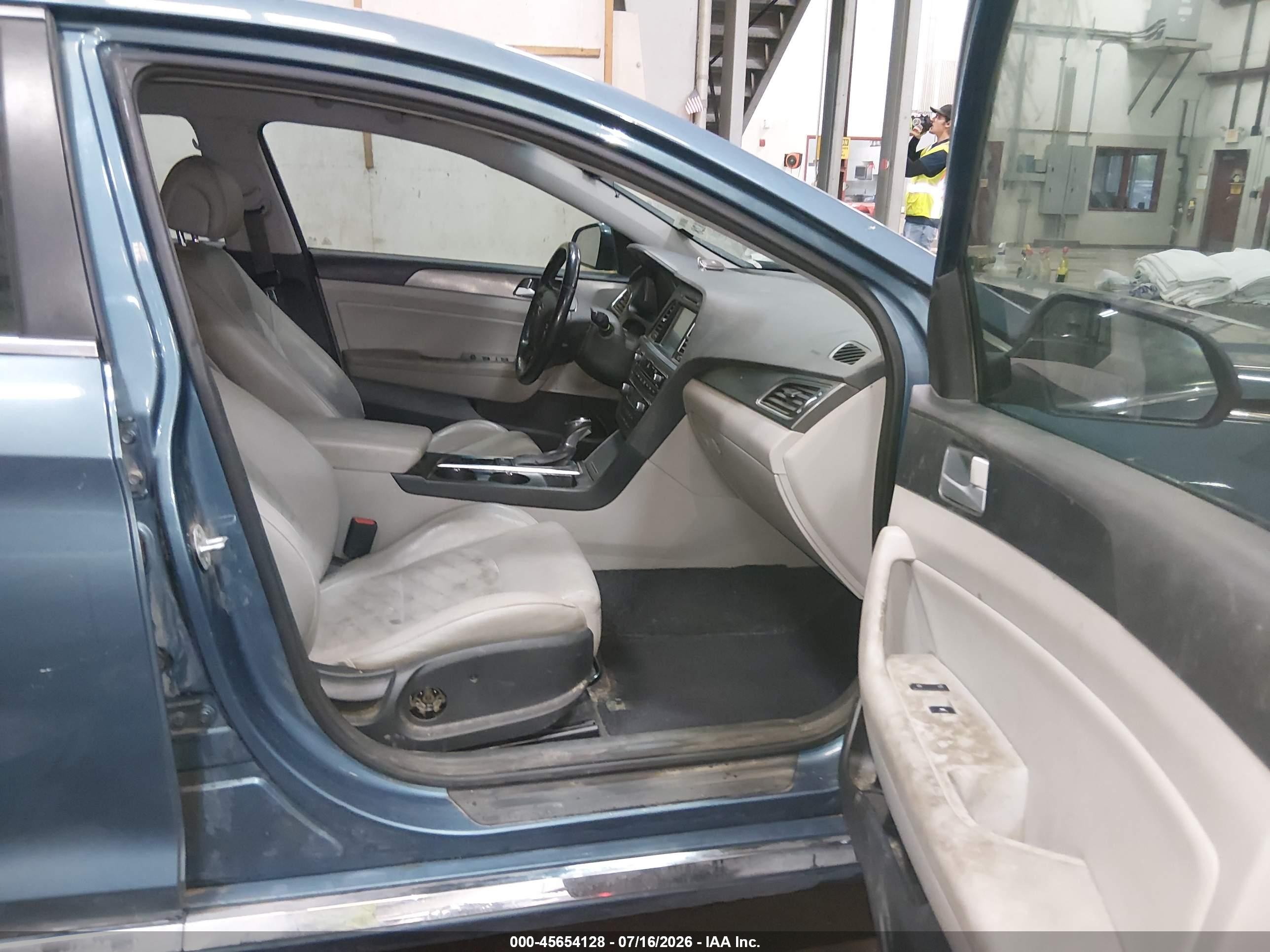 2015 Hyundai Sonata Sport Blue vin: 5NPE34AF4FH081619