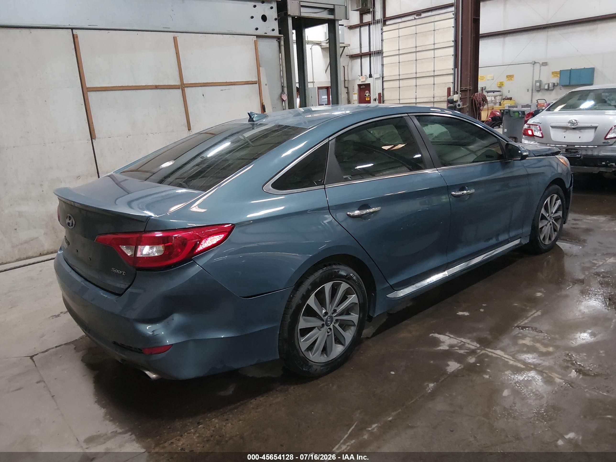 2015 Hyundai Sonata Sport Blue vin: 5NPE34AF4FH081619