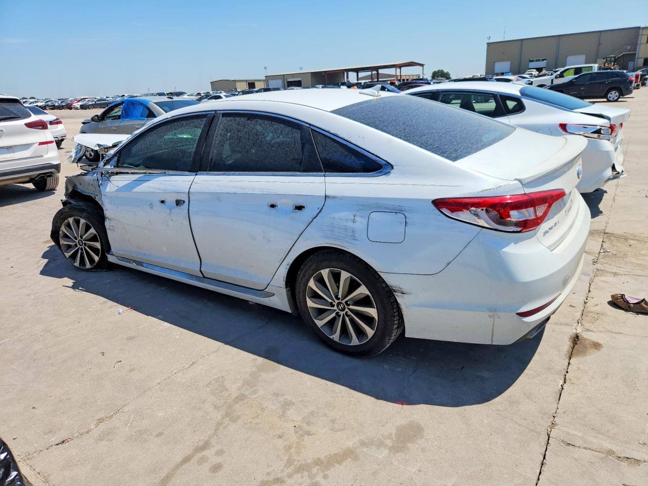 2015 Hyundai Sonata White vin: 5NPE34AF4FH090983