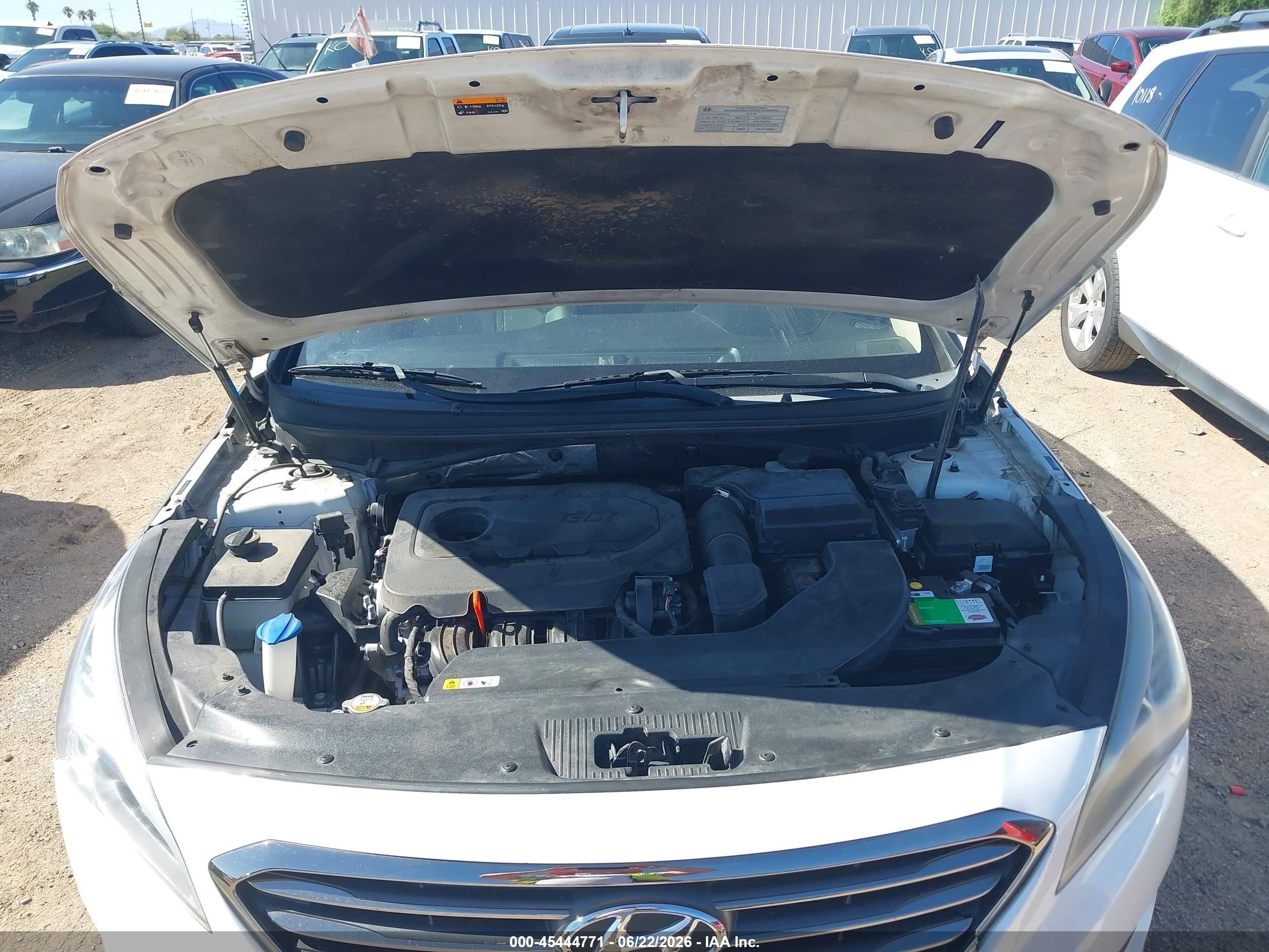 2015 Hyundai Sonata Limited White vin: 5NPE34AF4FH095374