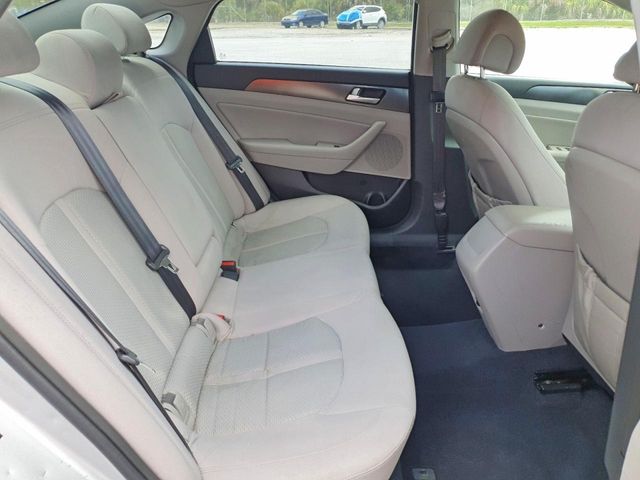2015 Hyundai Sonata Sport Silver vin: 5NPE34AF4FH098856