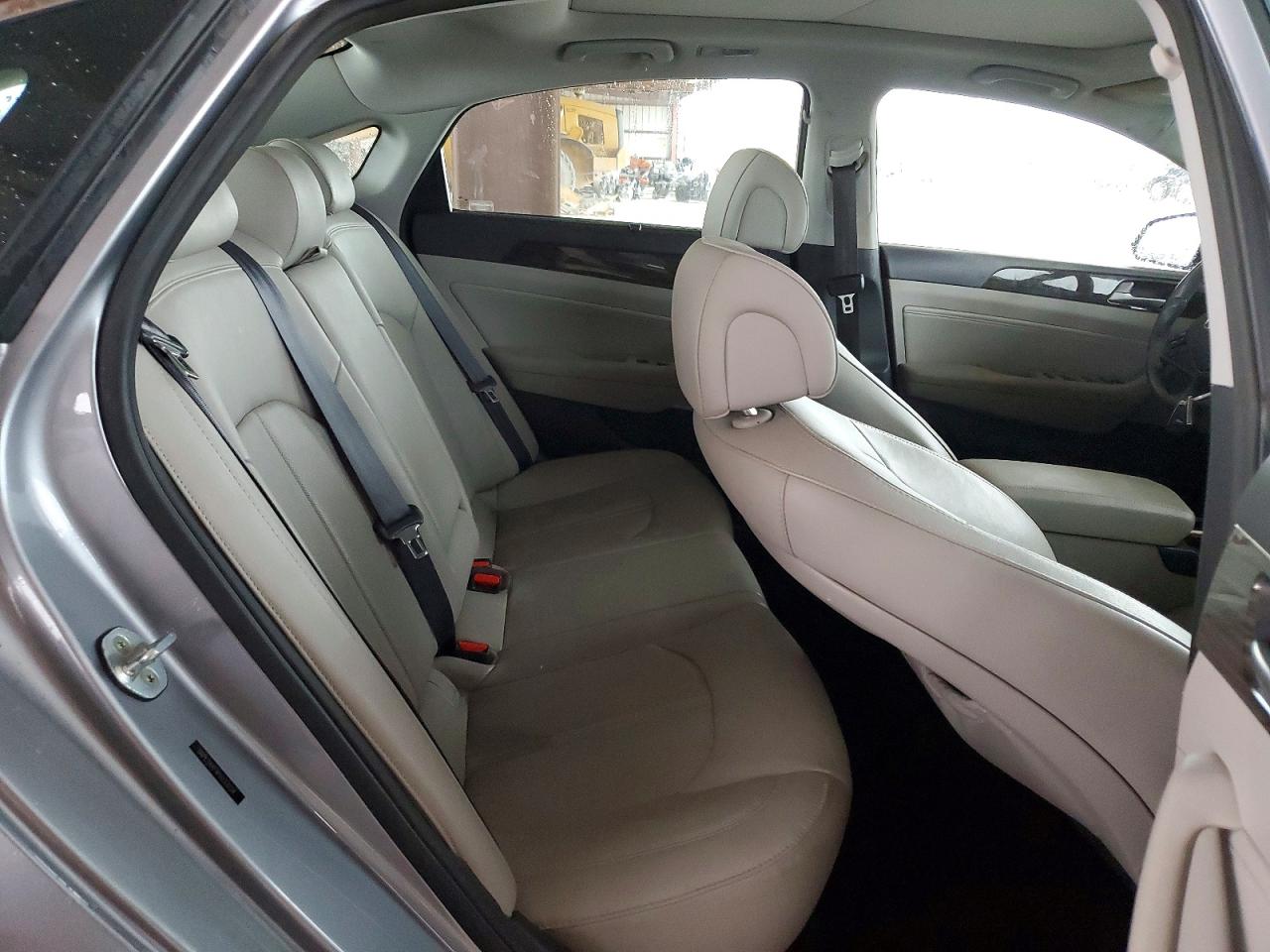 2015 Hyundai Sonata Limited Silver vin: 5NPE34AF4FH133234