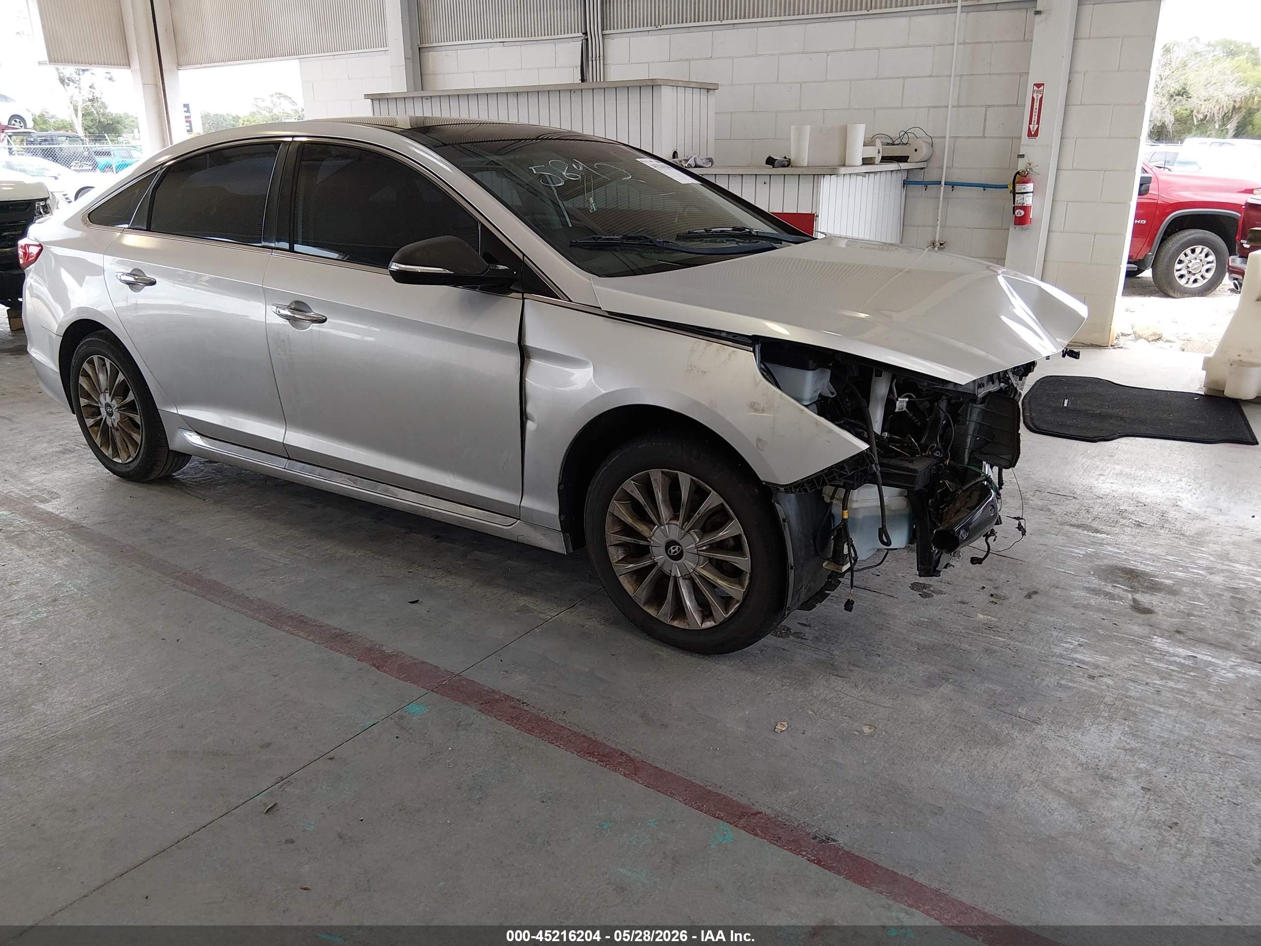 2015 Hyundai Sonata Limited Серебряный vin: 5NPE34AF4FH135842