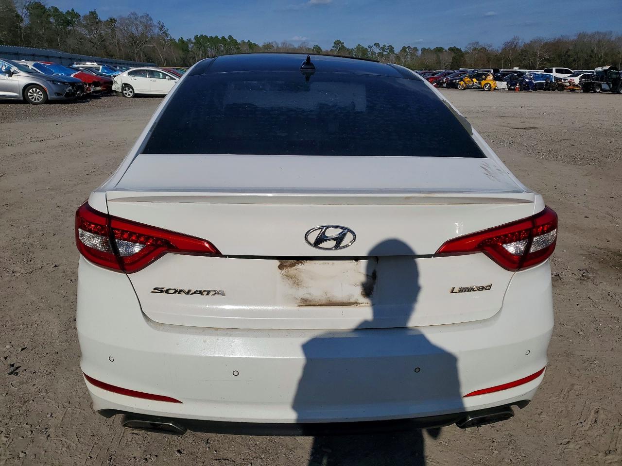 2015 Hyundai Sonata Limited White vin: 5NPE34AF4FH151958