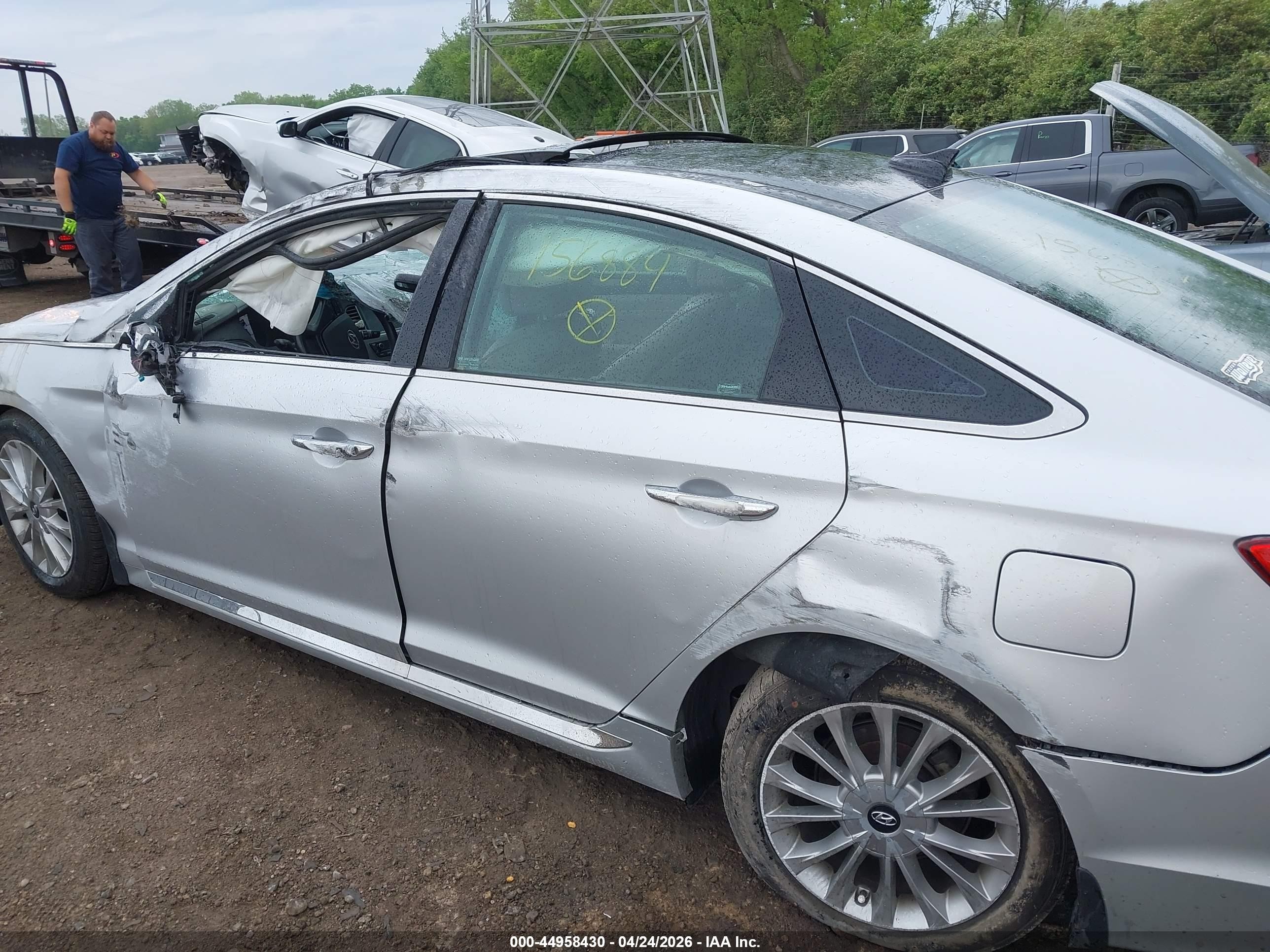 2015 Hyundai Sonata Limited Silver vin: 5NPE34AF4FH156884