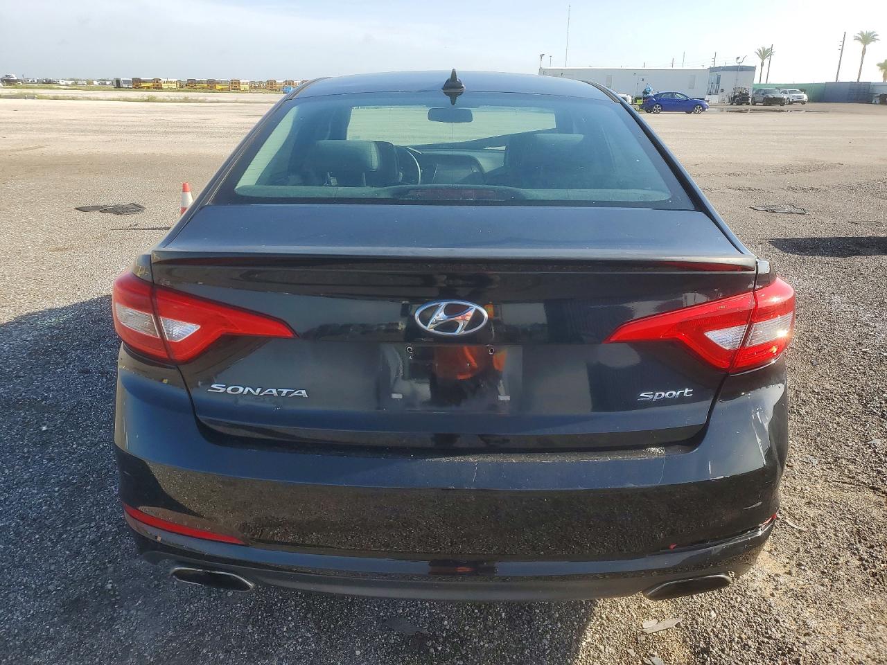 2015 Hyundai Sonata Sport Черный vin: 5NPE34AF4FH217148