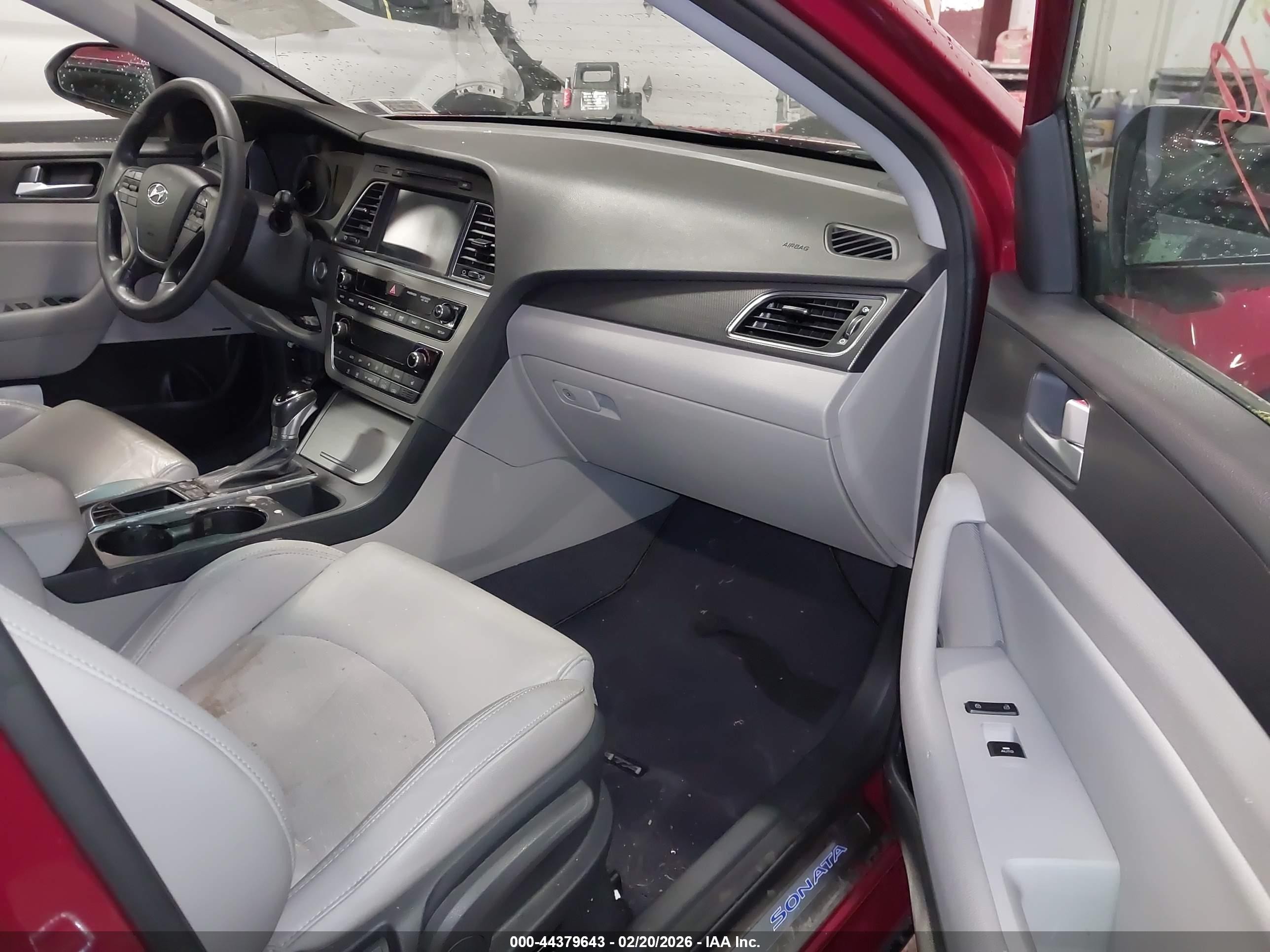 2015 Hyundai Sonata Sport Red vin: 5NPE34AF4FH233916