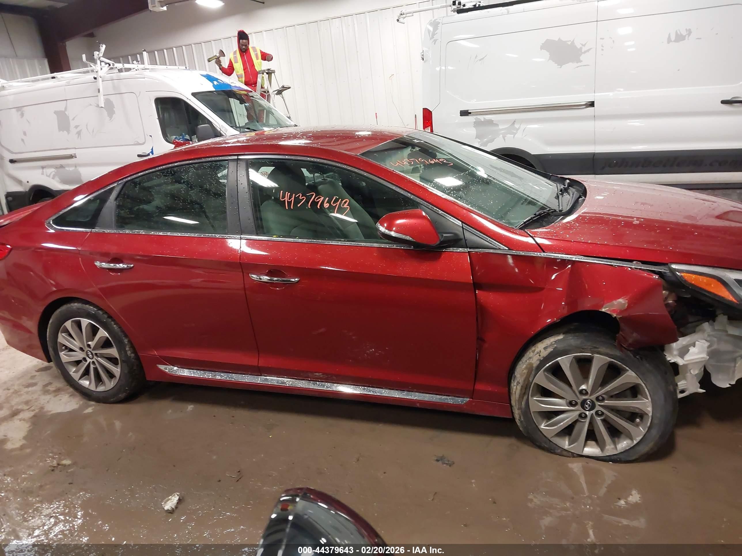 2015 Hyundai Sonata Sport Red vin: 5NPE34AF4FH233916