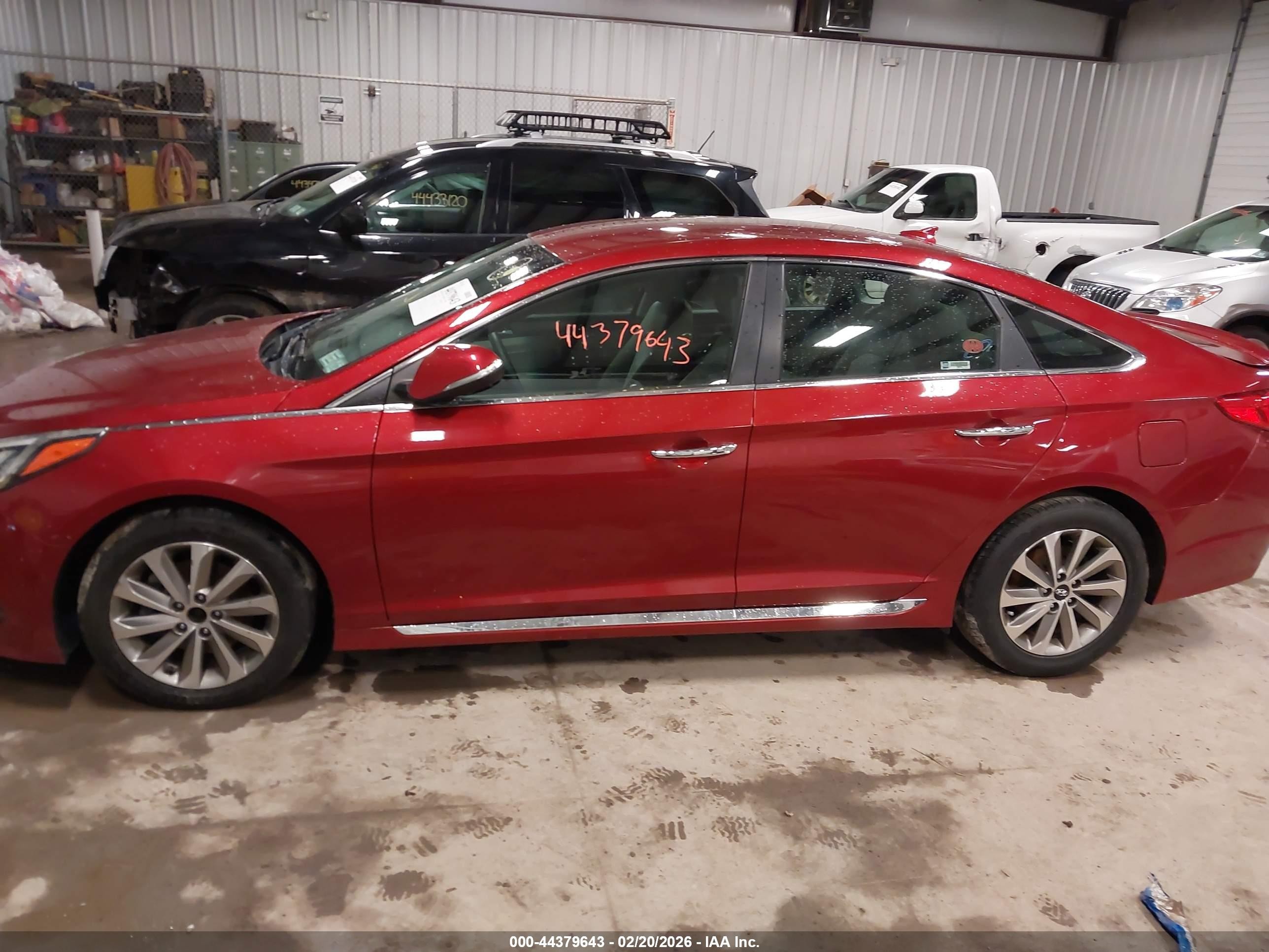 2015 Hyundai Sonata Sport Red vin: 5NPE34AF4FH233916