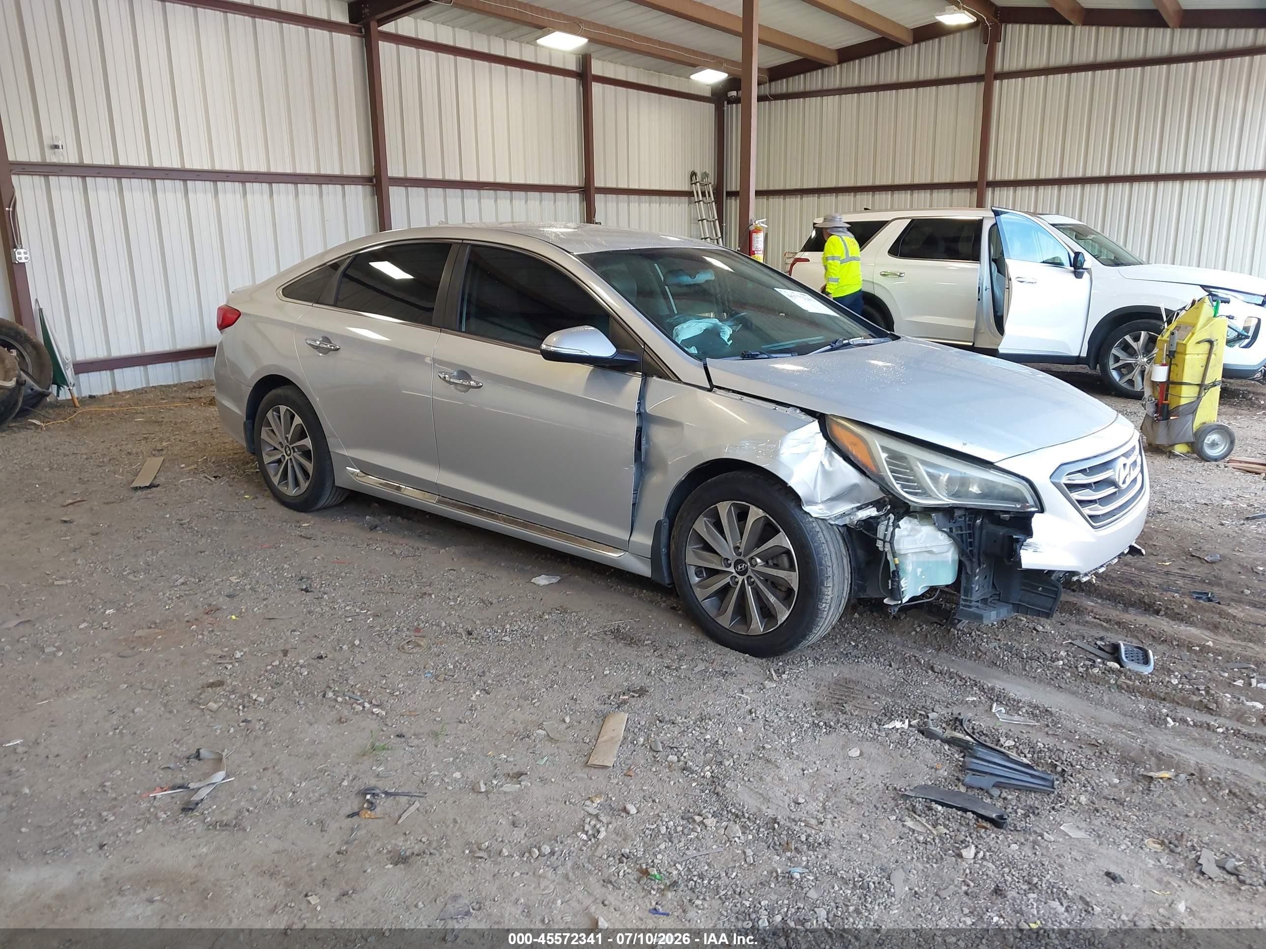 2015 Hyundai Sonata Sport Silver vin: 5NPE34AF4FH243300