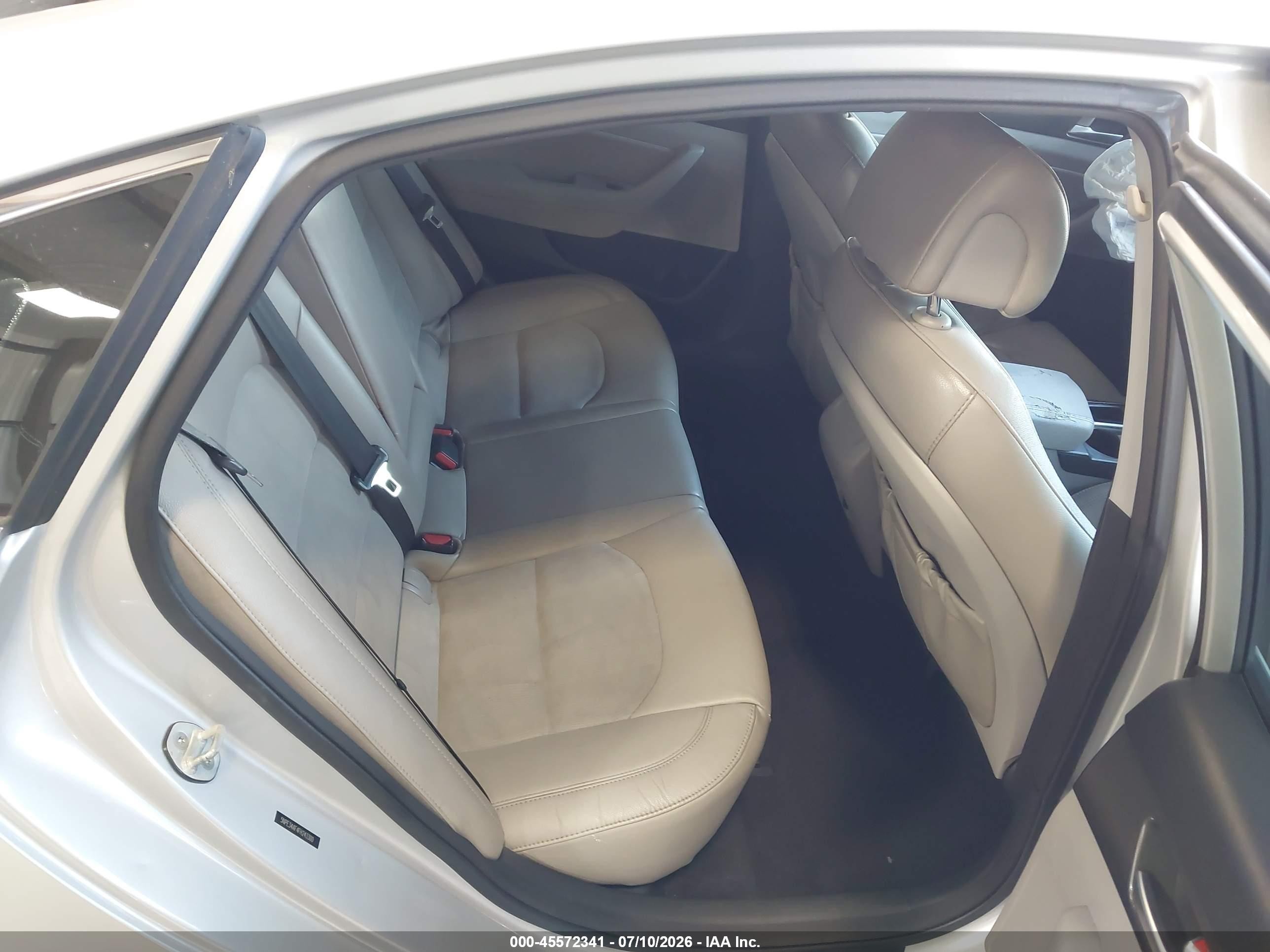 2015 Hyundai Sonata Sport Silver vin: 5NPE34AF4FH243300