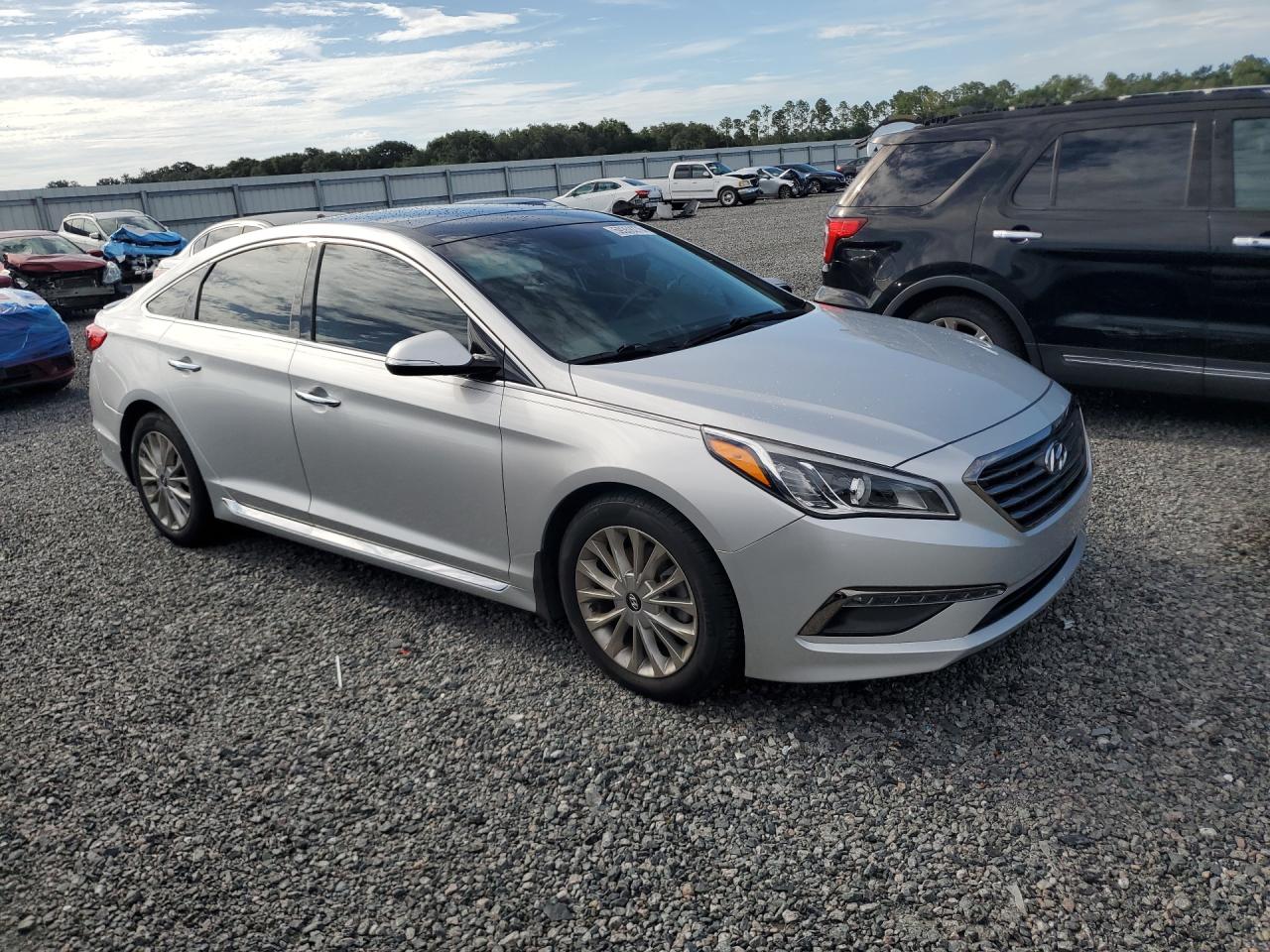 2015 Hyundai Sonata Limited Silver vin: 5NPE34AF4FH254569