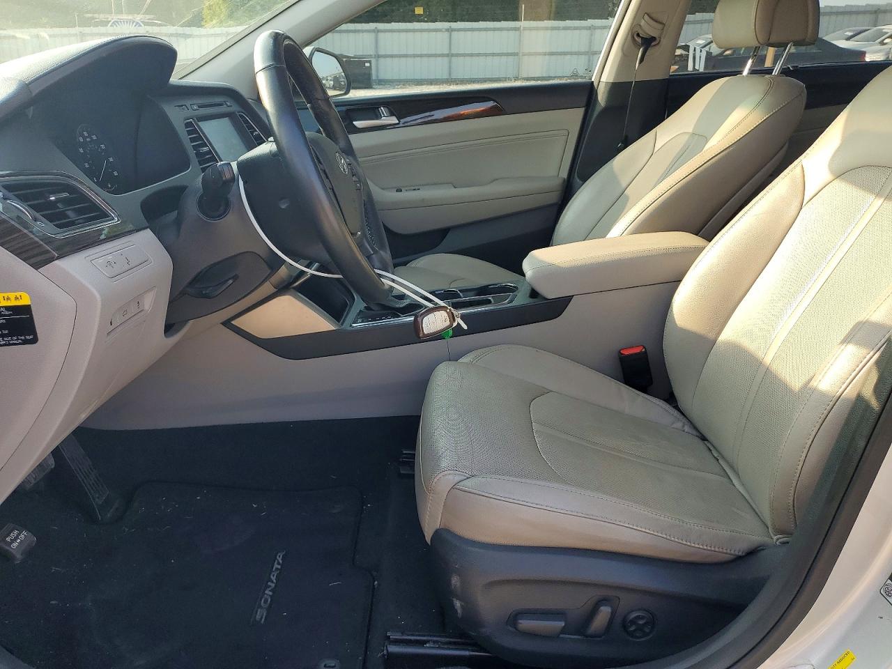 2016 Hyundai Sonata Limited Серебряный vin: 5NPE34AF4GH260311