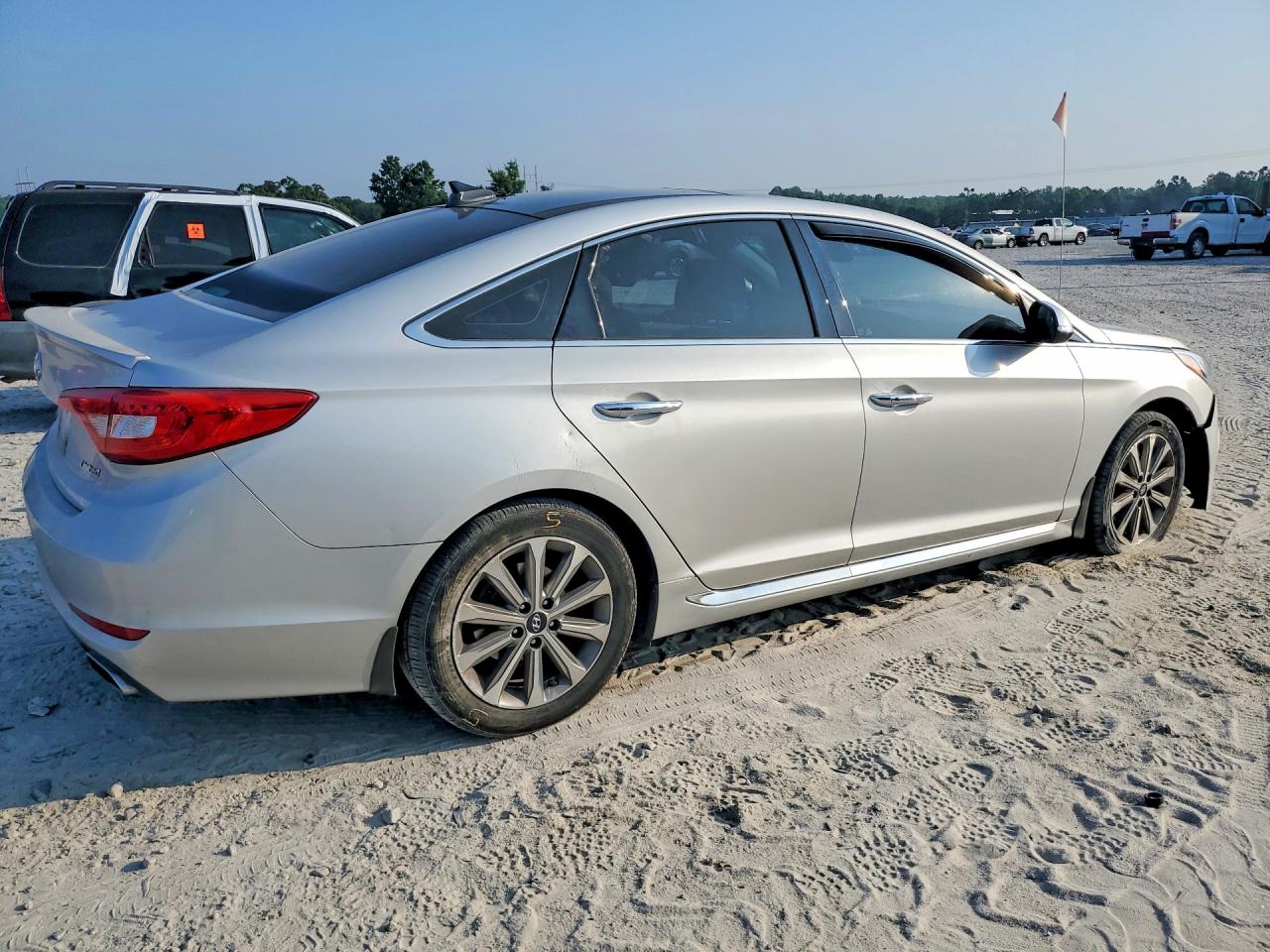 2016 Hyundai Sonata Limited Серебряный vin: 5NPE34AF4GH260311