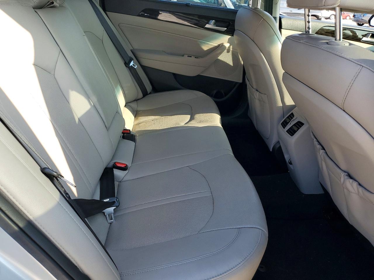 2016 Hyundai Sonata Limited Серебряный vin: 5NPE34AF4GH260311