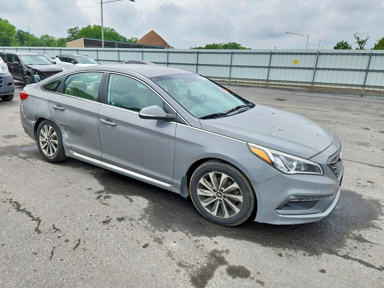 2016 Hyundai Sonata Sport Gray vin: 5NPE34AF4GH435401
