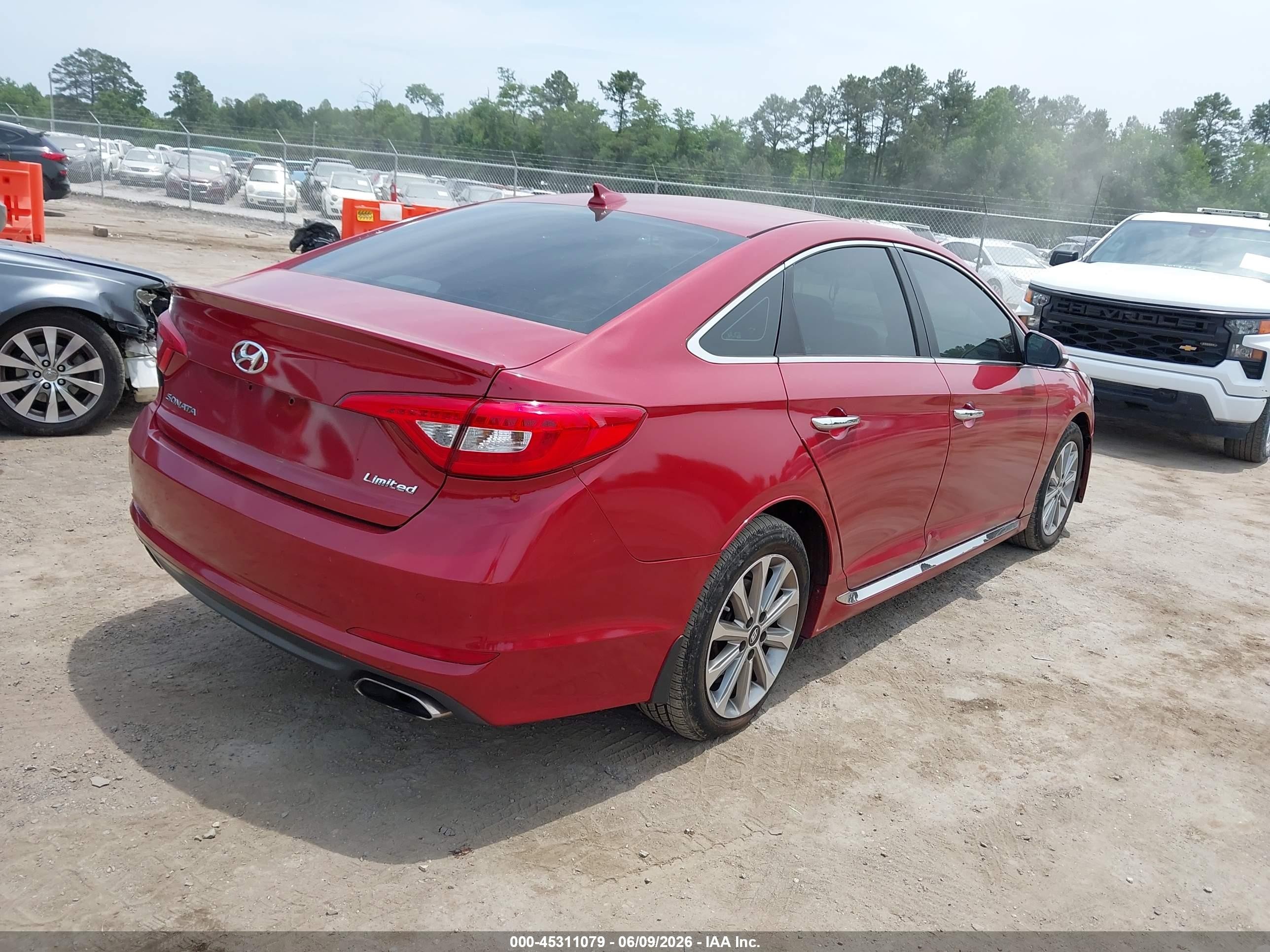 2017 Hyundai Sonata Limited Red vin: 5NPE34AF4HH456136