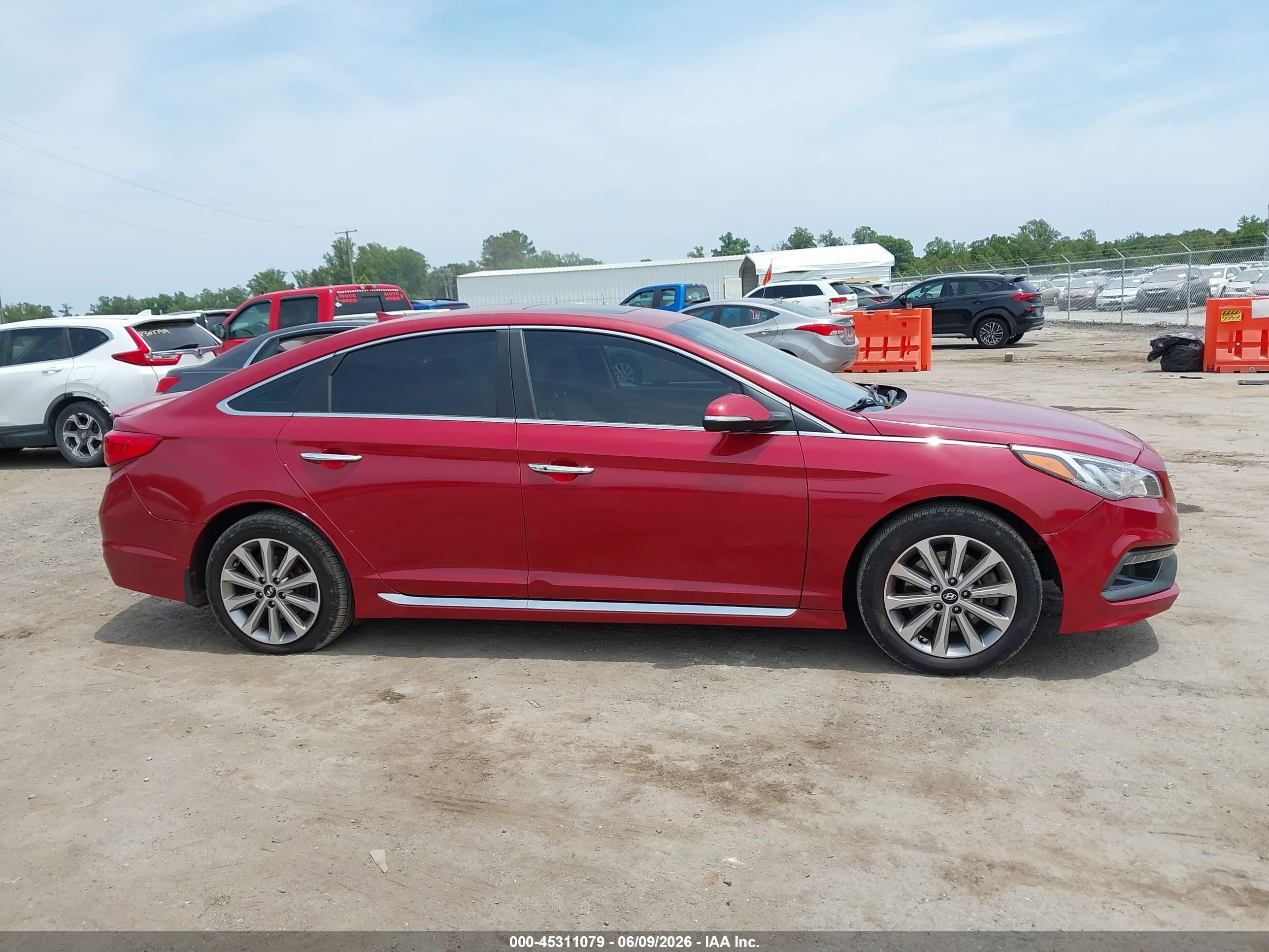 2017 Hyundai Sonata Limited Red vin: 5NPE34AF4HH456136