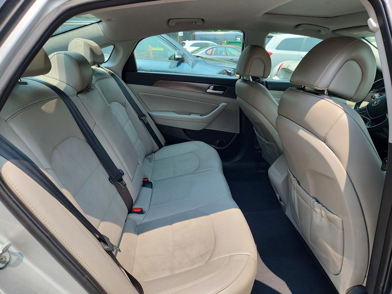 2017 Hyundai Sonata Sport Серебряный vin: 5NPE34AF4HH532860