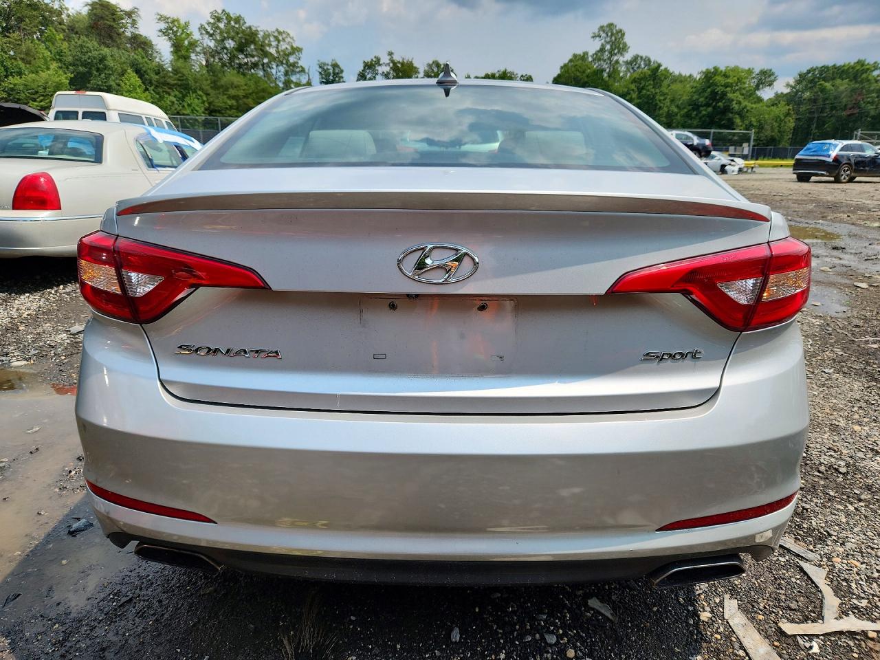 2017 Hyundai Sonata Sport Серебряный vin: 5NPE34AF4HH532860