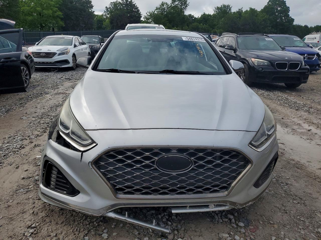 2018 Hyundai Sonata Sport Silver vin: 5NPE34AF4JH674907