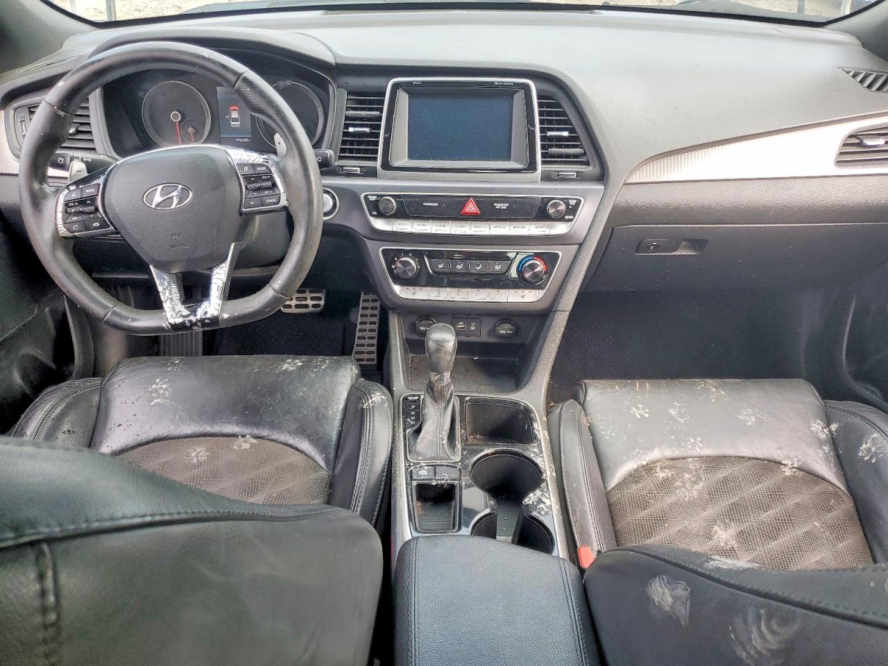 2018 Hyundai Sonata Sport Silver vin: 5NPE34AF4JH674907