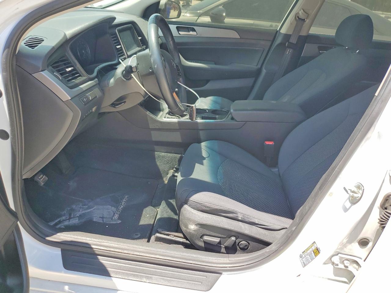2018 Hyundai Sonata Sel White vin: 5NPE34AF4JH684546