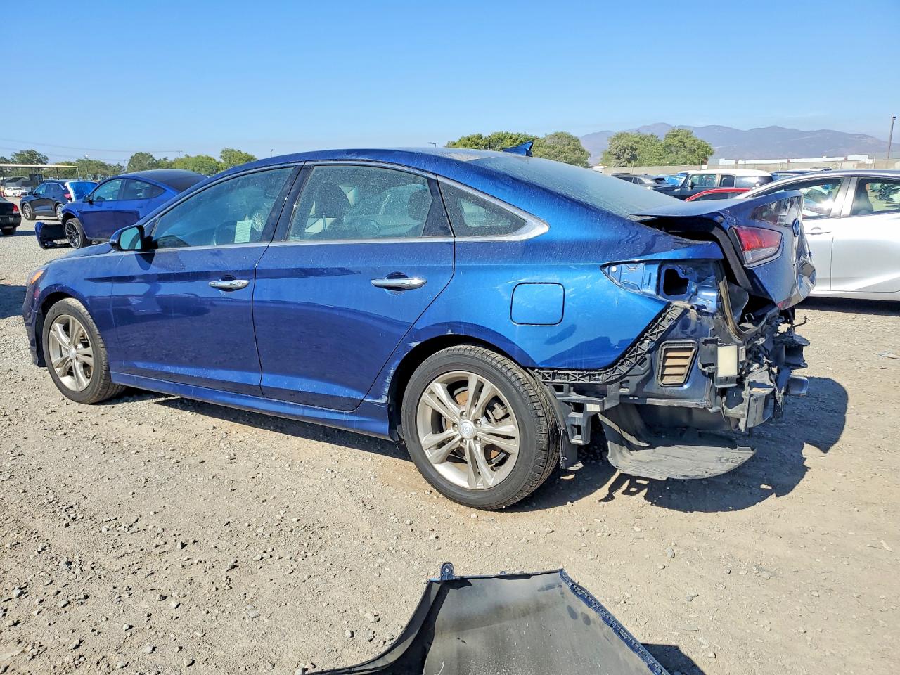 2019 Hyundai Sonata Limited Blue vin: 5NPE34AF4KH815153