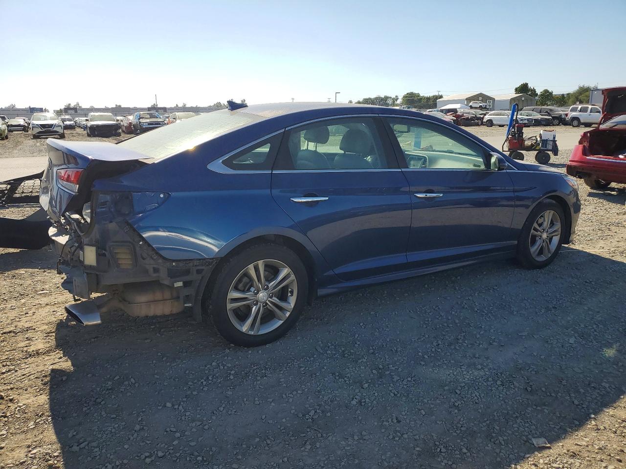 2019 Hyundai Sonata Limited Blue vin: 5NPE34AF4KH815153