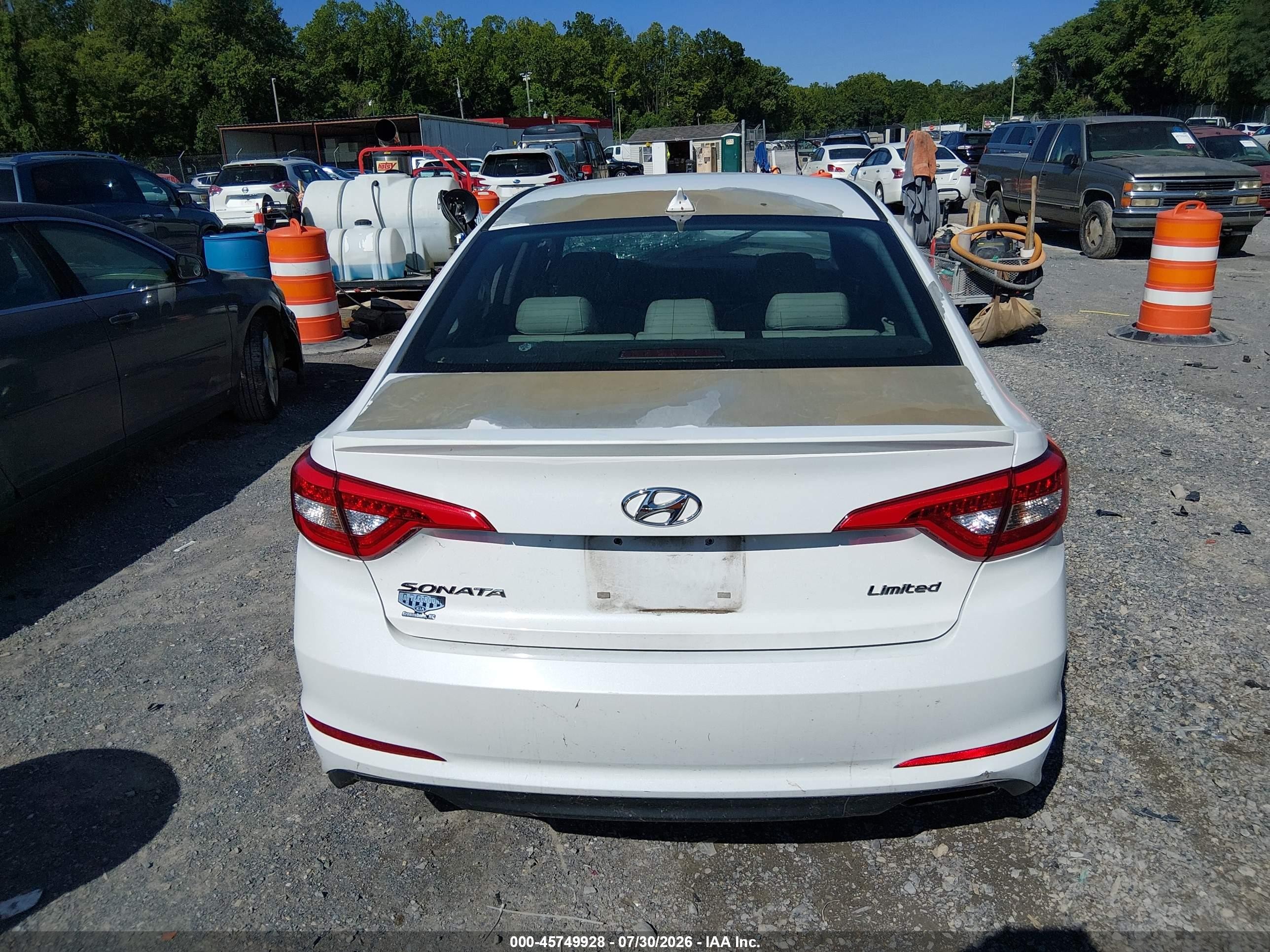 2015 Hyundai Sonata Limited White vin: 5NPE34AF5FH013068