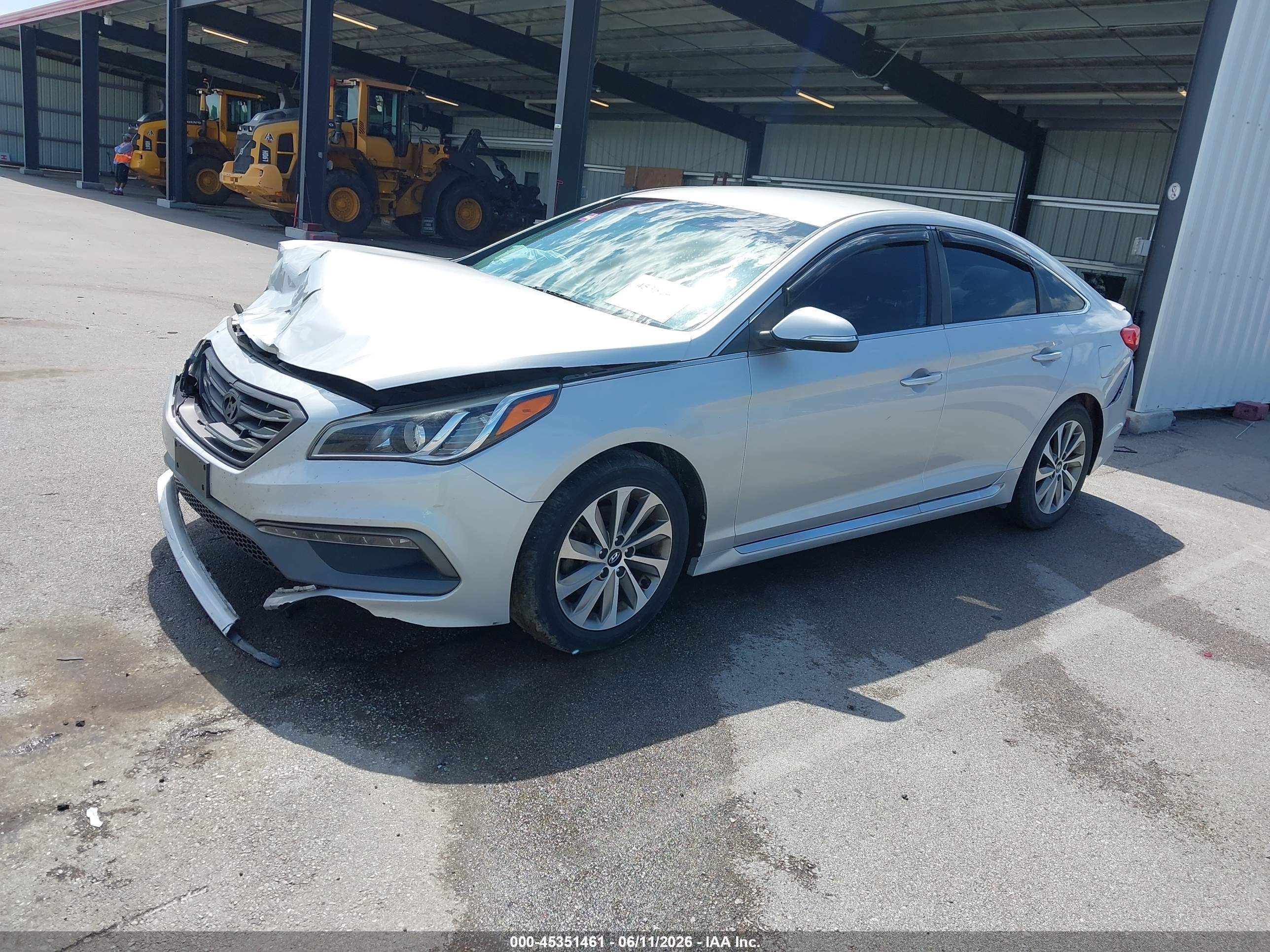 2015 Hyundai Sonata Sport Silver vin: 5NPE34AF5FH031828