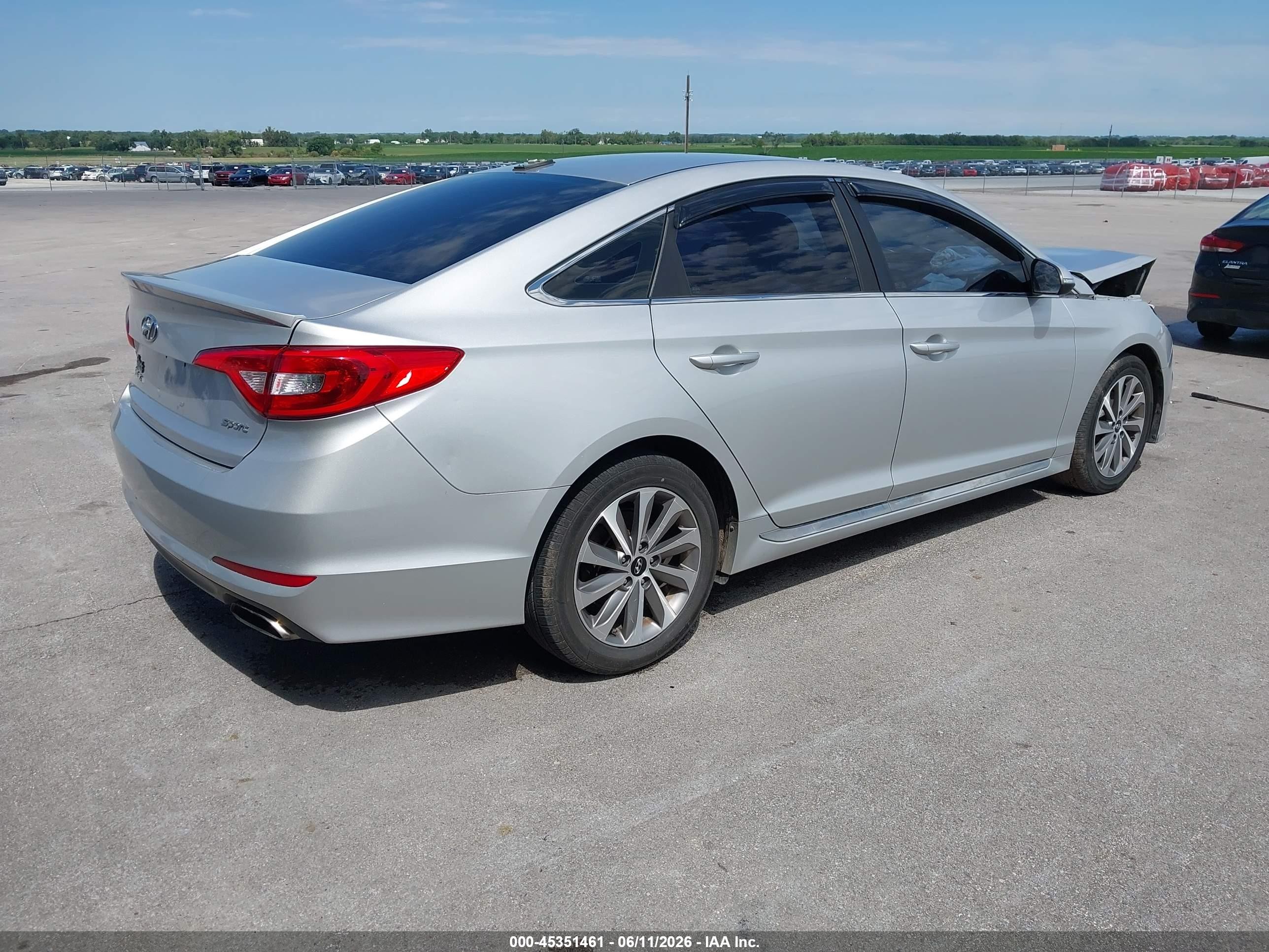 2015 Hyundai Sonata Sport Silver vin: 5NPE34AF5FH031828