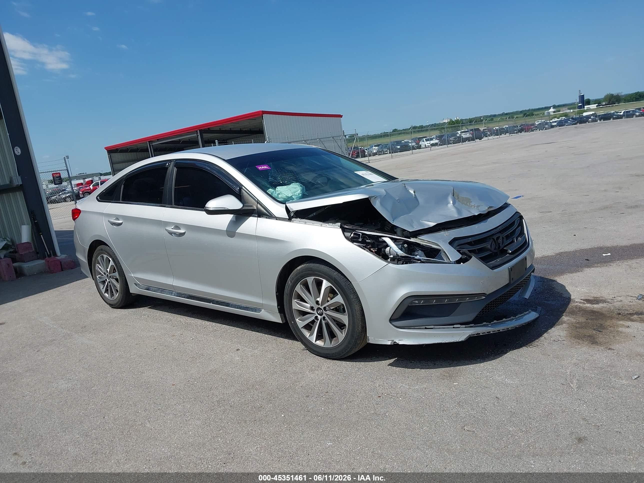 2015 Hyundai Sonata Sport Silver vin: 5NPE34AF5FH031828