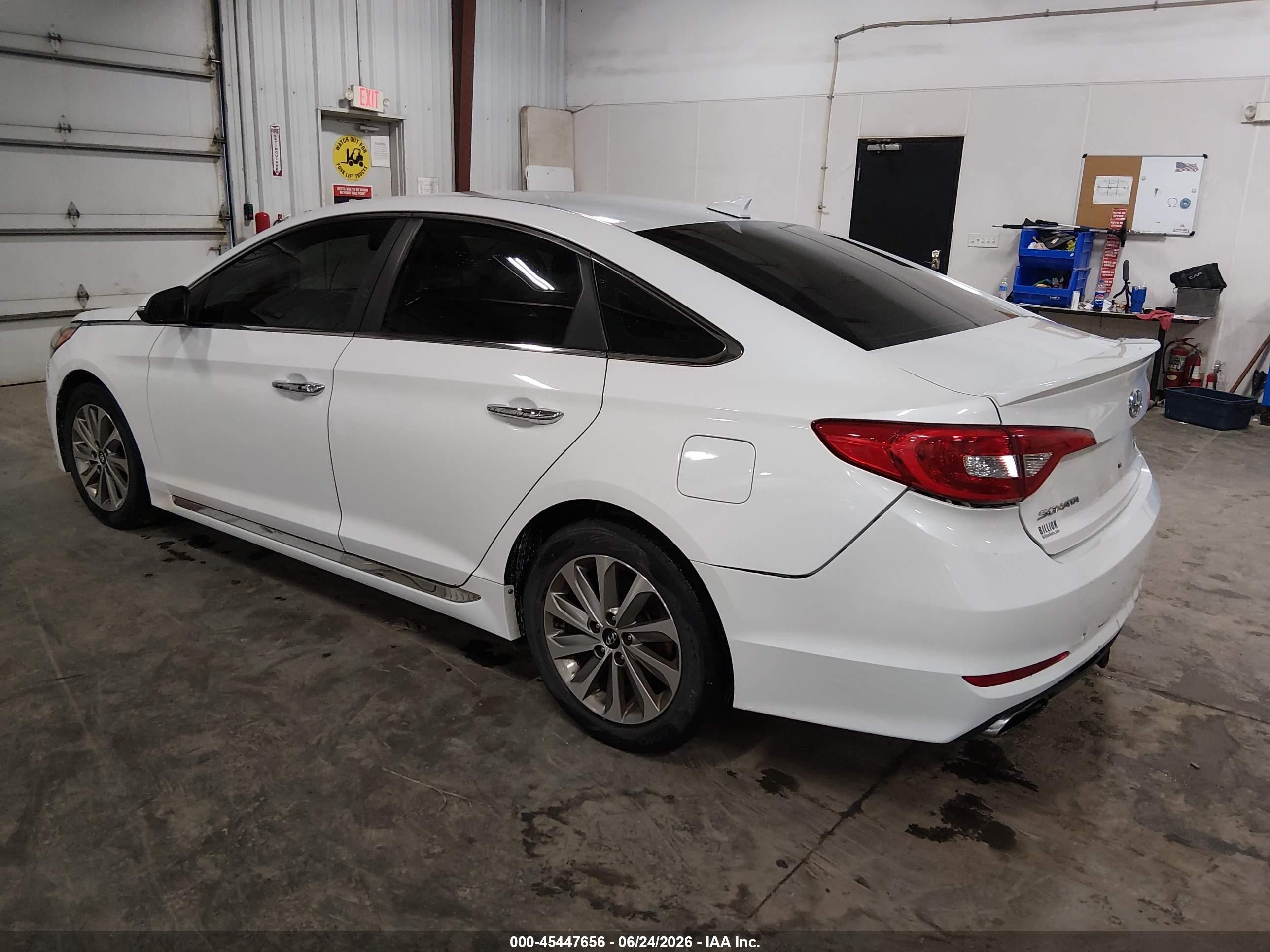 2015 Hyundai Sonata Sport White vin: 5NPE34AF5FH043705