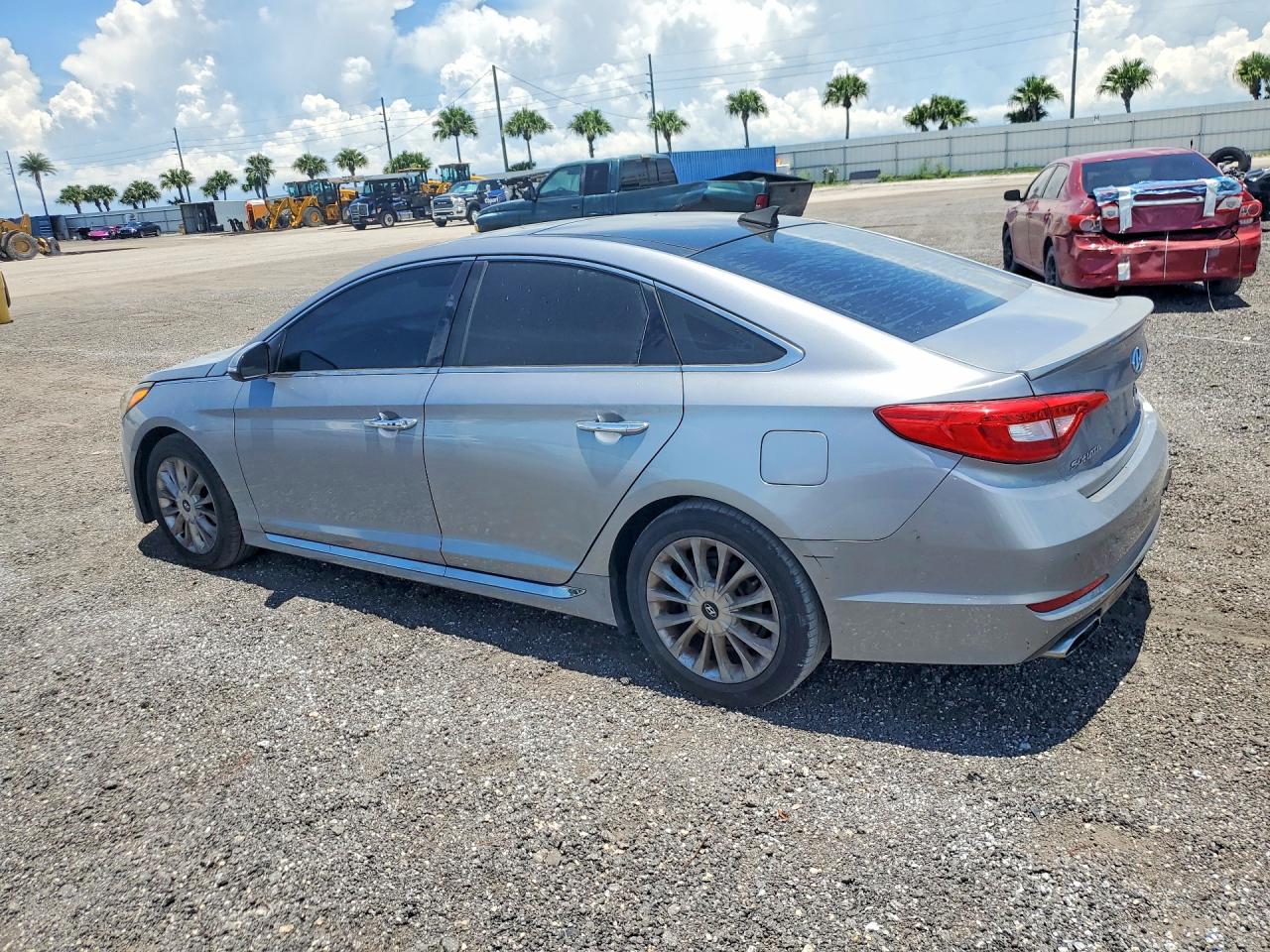 2015 Hyundai Sonata Limited Silver vin: 5NPE34AF5FH045289