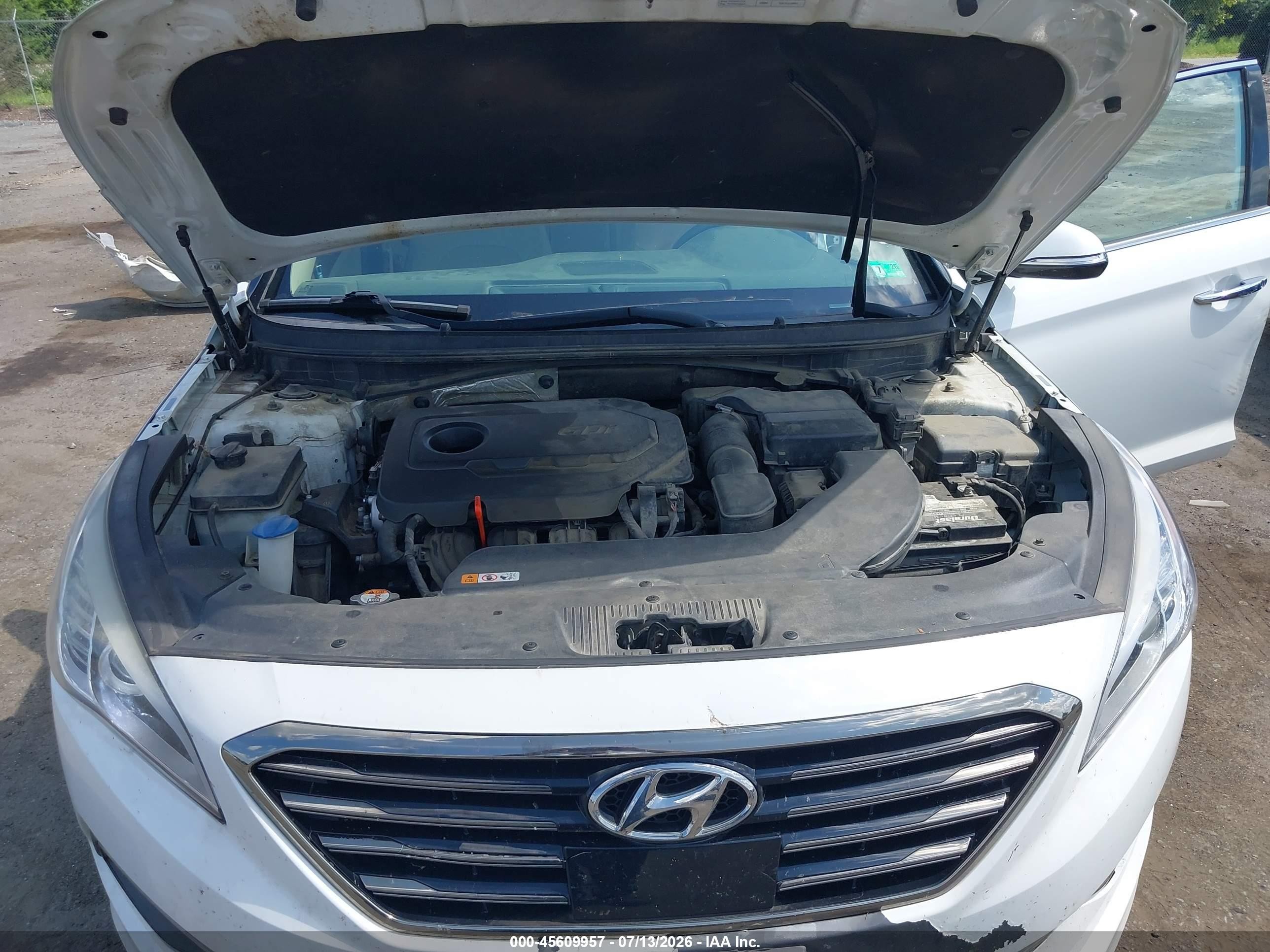 2015 Hyundai Sonata Limited White vin: 5NPE34AF5FH051058