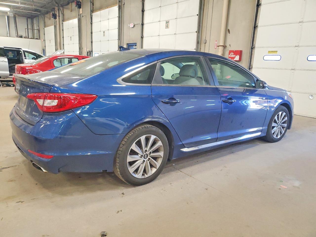 2015 Hyundai Sonata Sport Blue vin: 5NPE34AF5FH051125