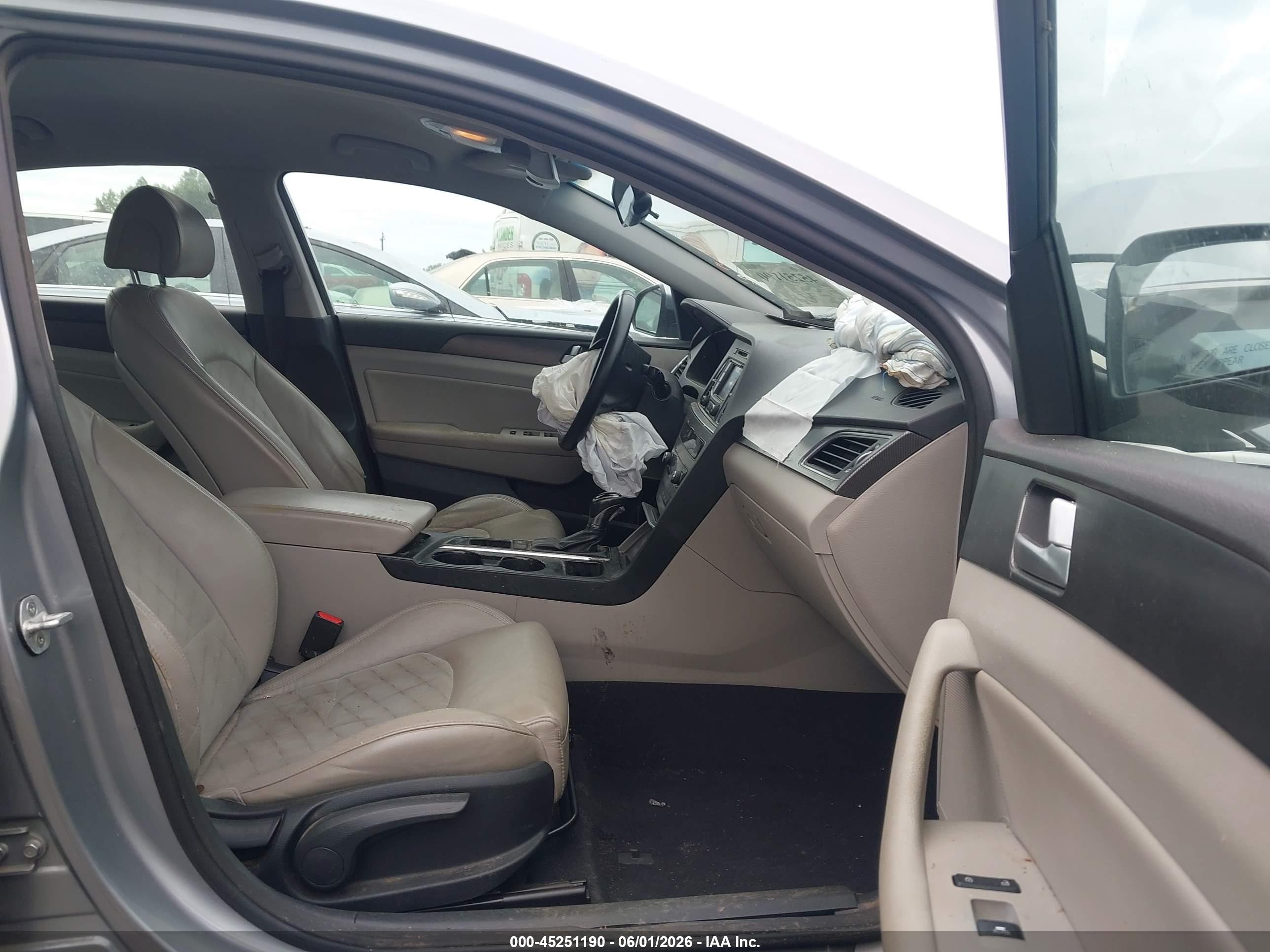 2015 Hyundai Sonata Sport Silver vin: 5NPE34AF5FH052601